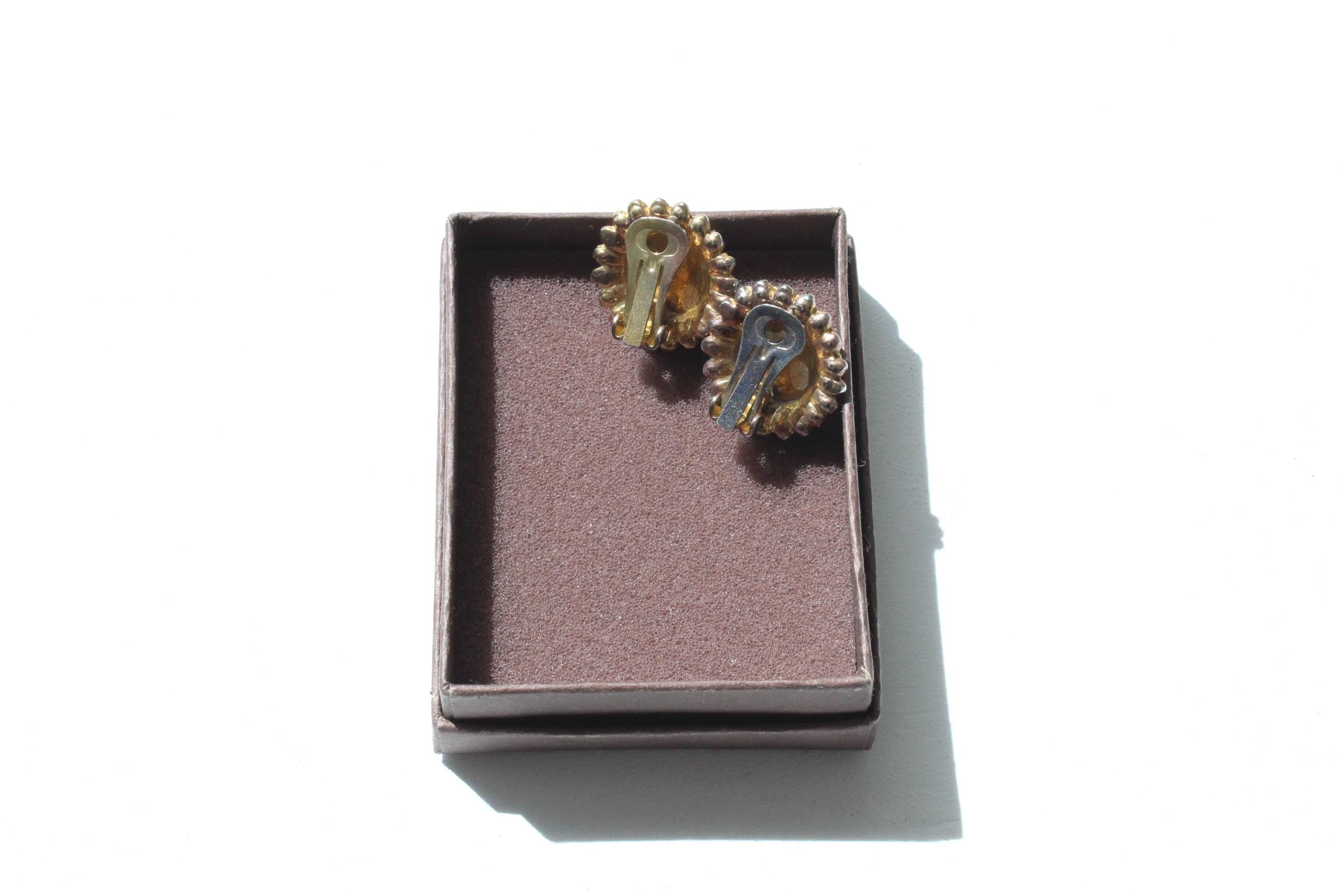 80s Baroque Gold & Ivory Clip Ons