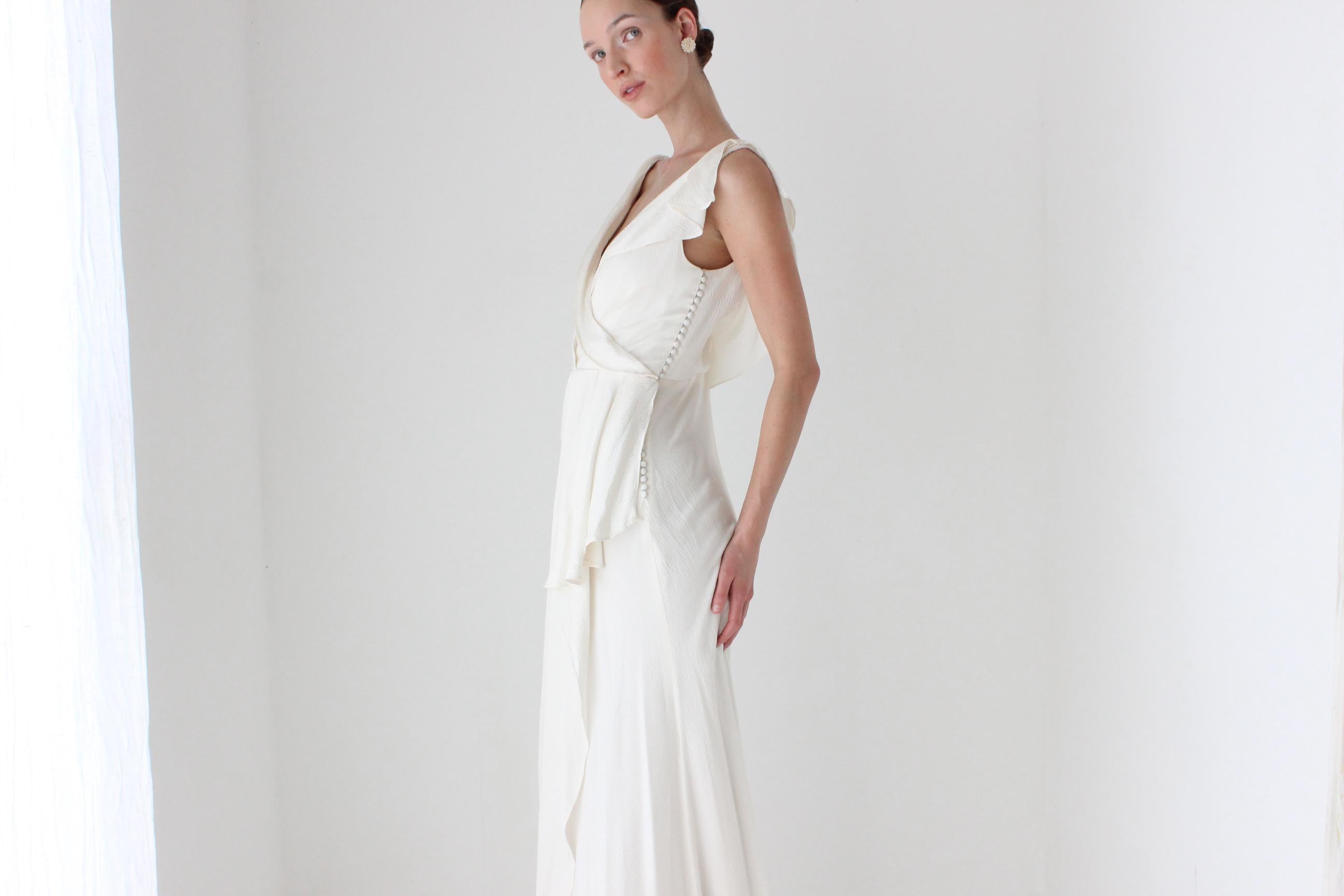 00s Does 30s Watters Brides Silk Flutter Gown