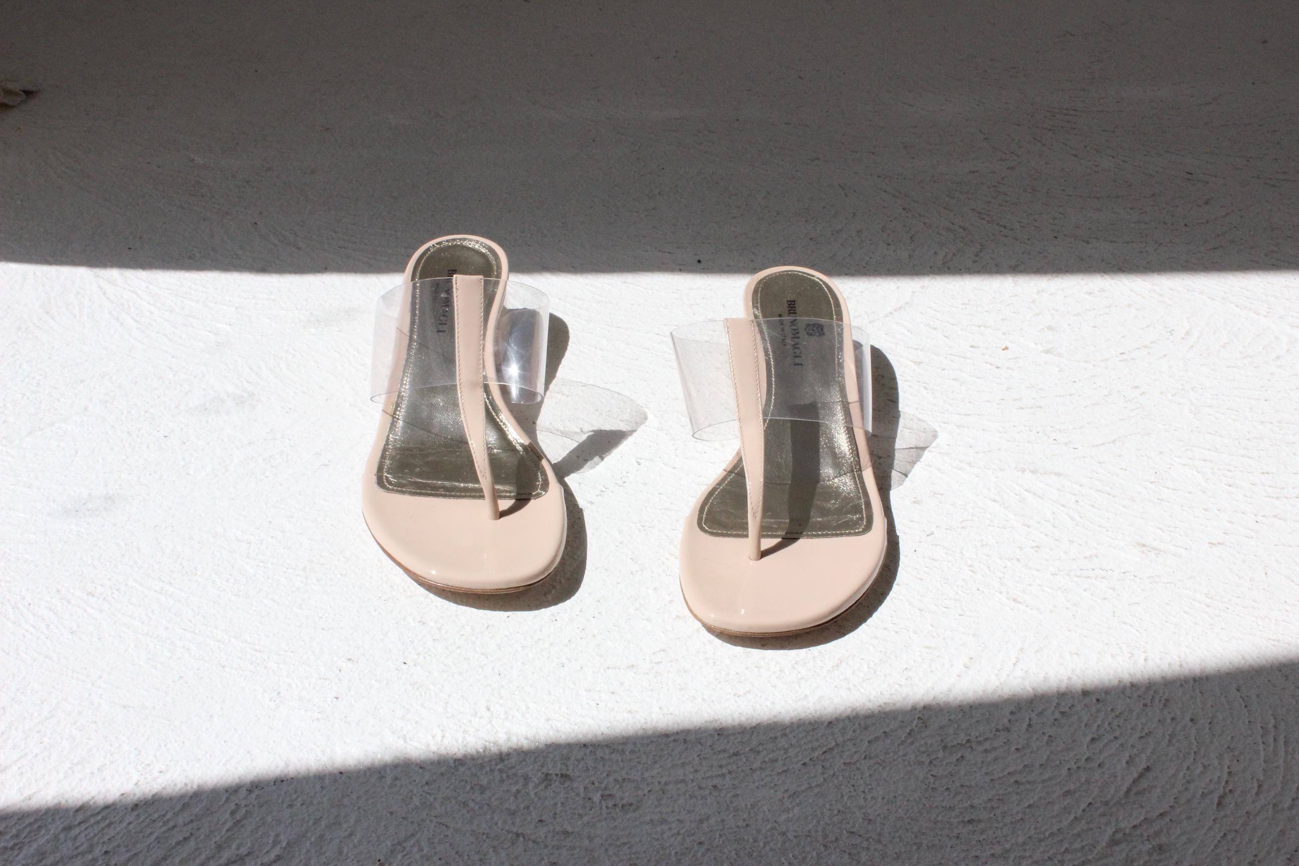 2000s Bruno Magli Neutral Leather T Bar Transparent Sandals - Euro 39