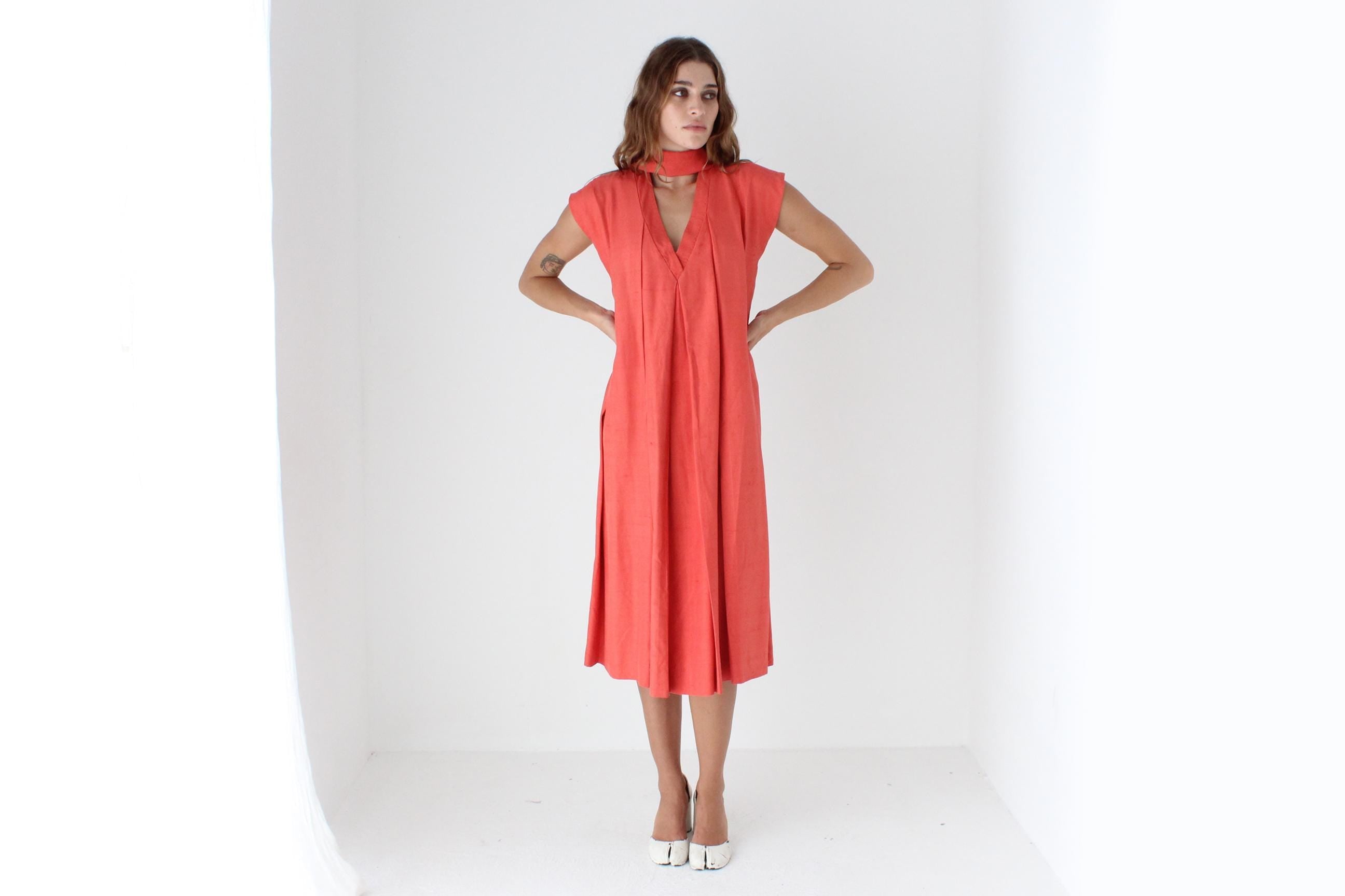 Handmade 80s Relaxed Coral V Neck Dress w/ Sash