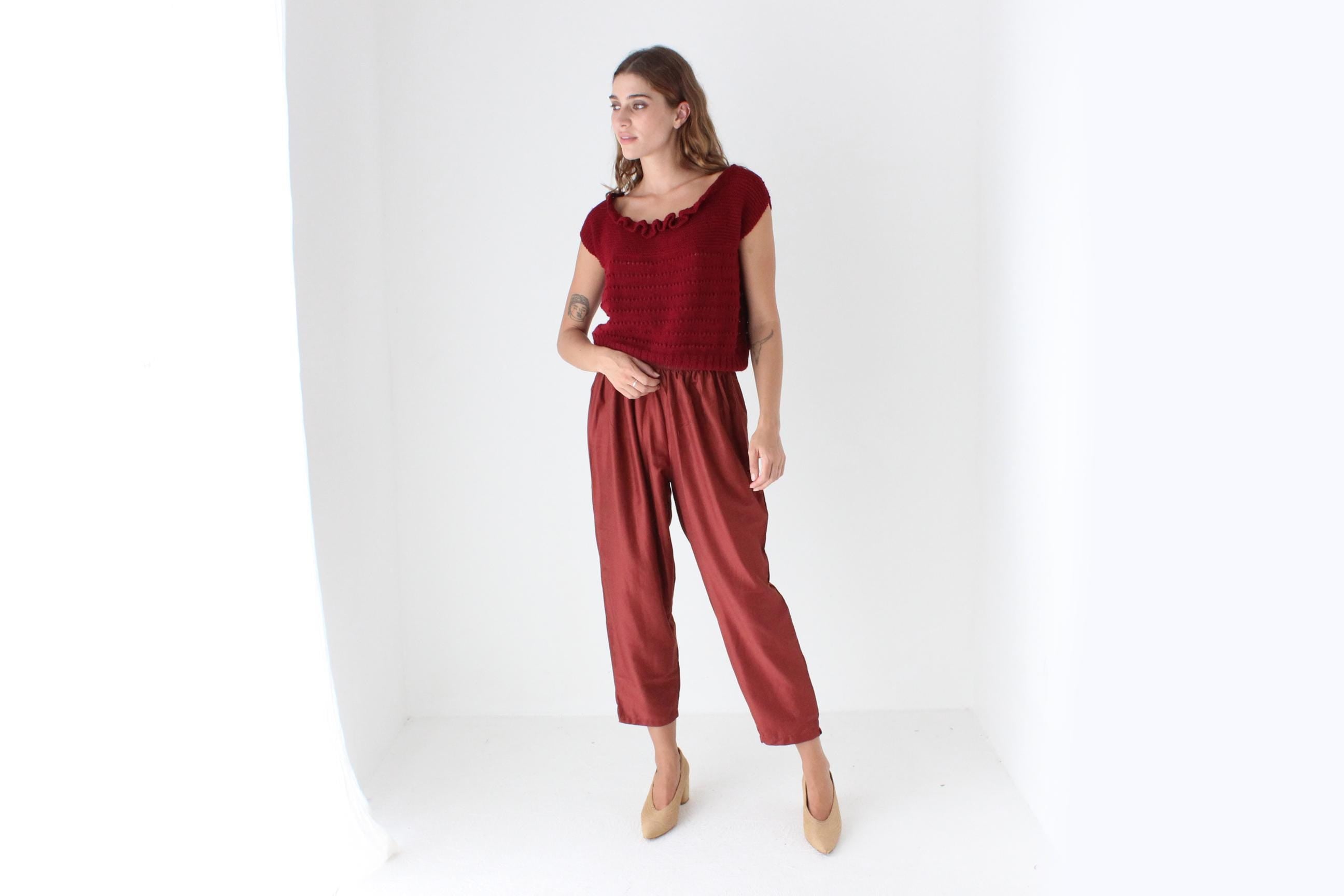 80s Hand Knit Ruffle Top