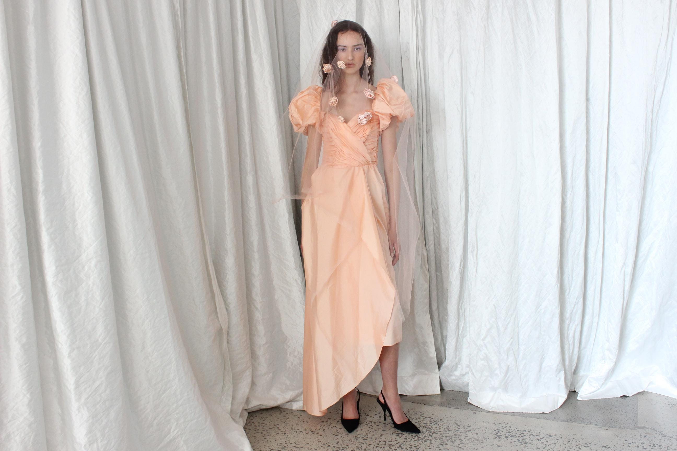 1980s Rocha Vibe Peach Puff Taffeta Gown