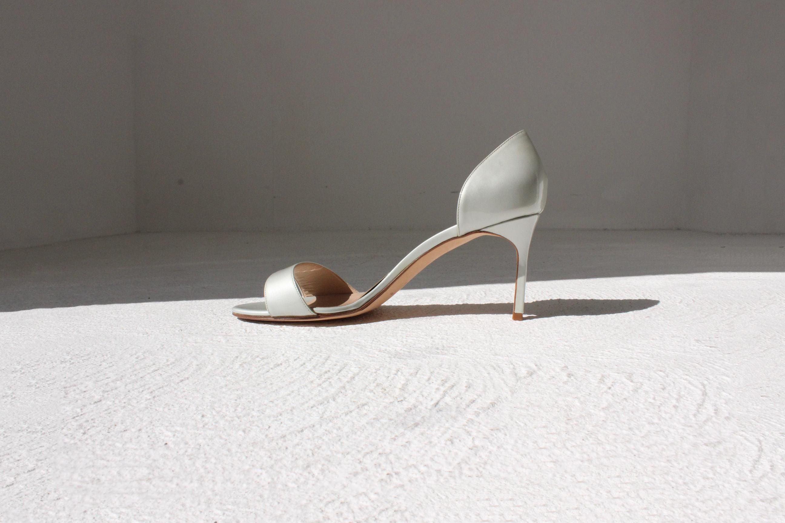 2000s MANOLO BLAHNIK Pastel Patent Leather Heels - Euro 40.5