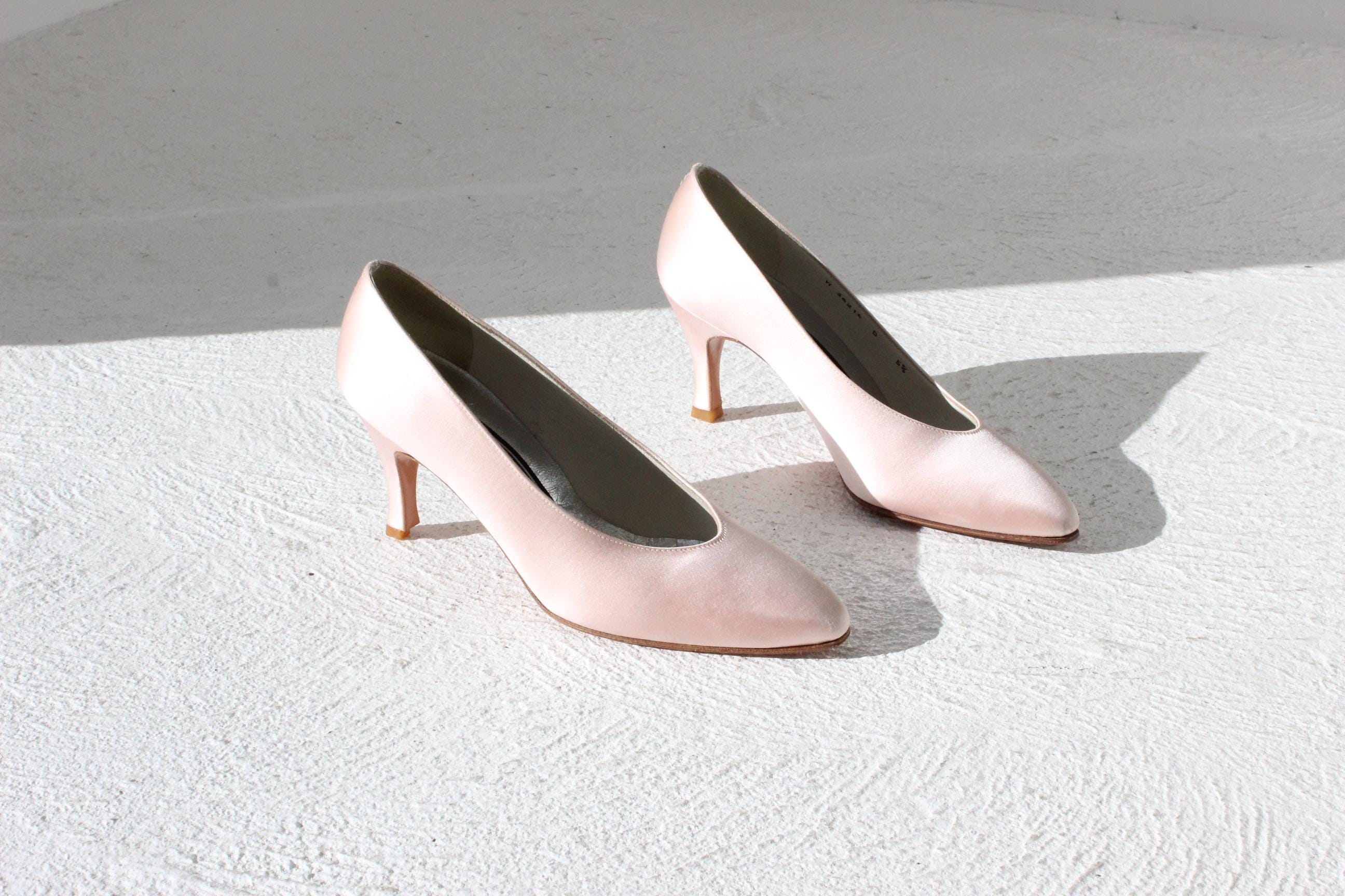 90s Stuart Weitzman Ballet Pink Satin Pumps - Euro 35