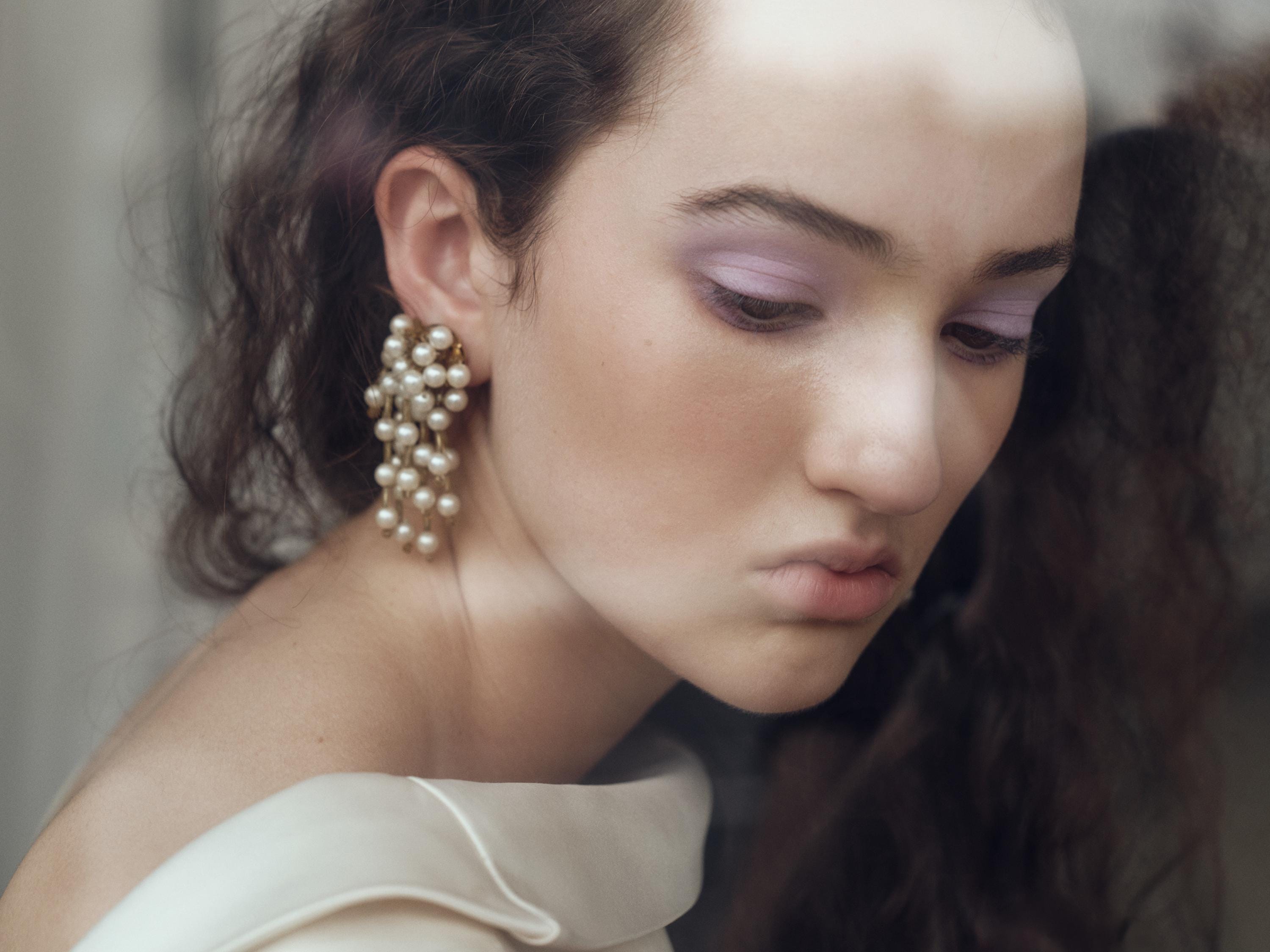 80s Pearl & Gold Chandelier Clip Ons