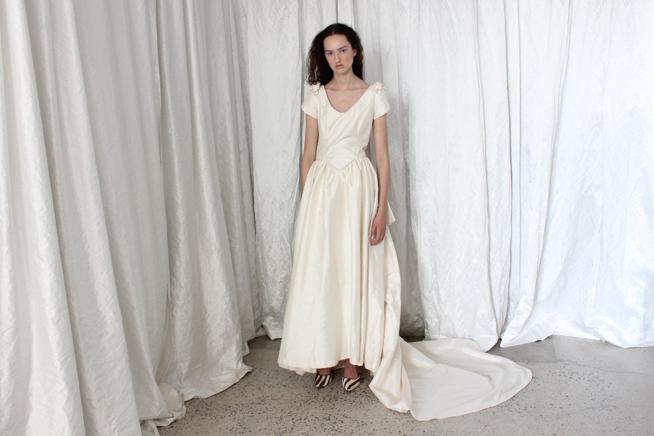 90s Silk Dupion Scoop Neck, Short Sleeve, Basque Waist Wedding Gown w/ Rosettes, Bow Train