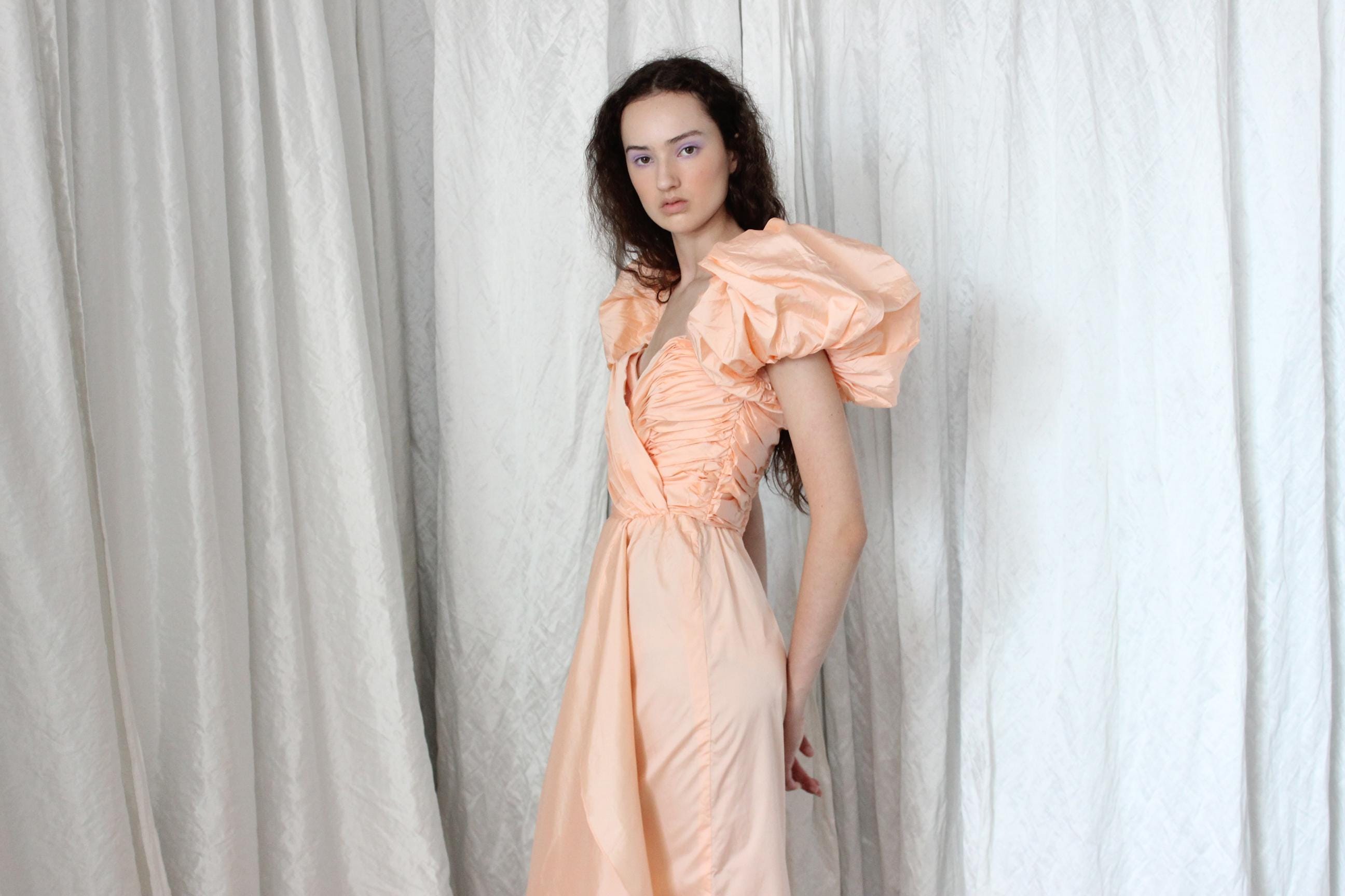1980s Rocha Vibe Peach Puff Taffeta Gown