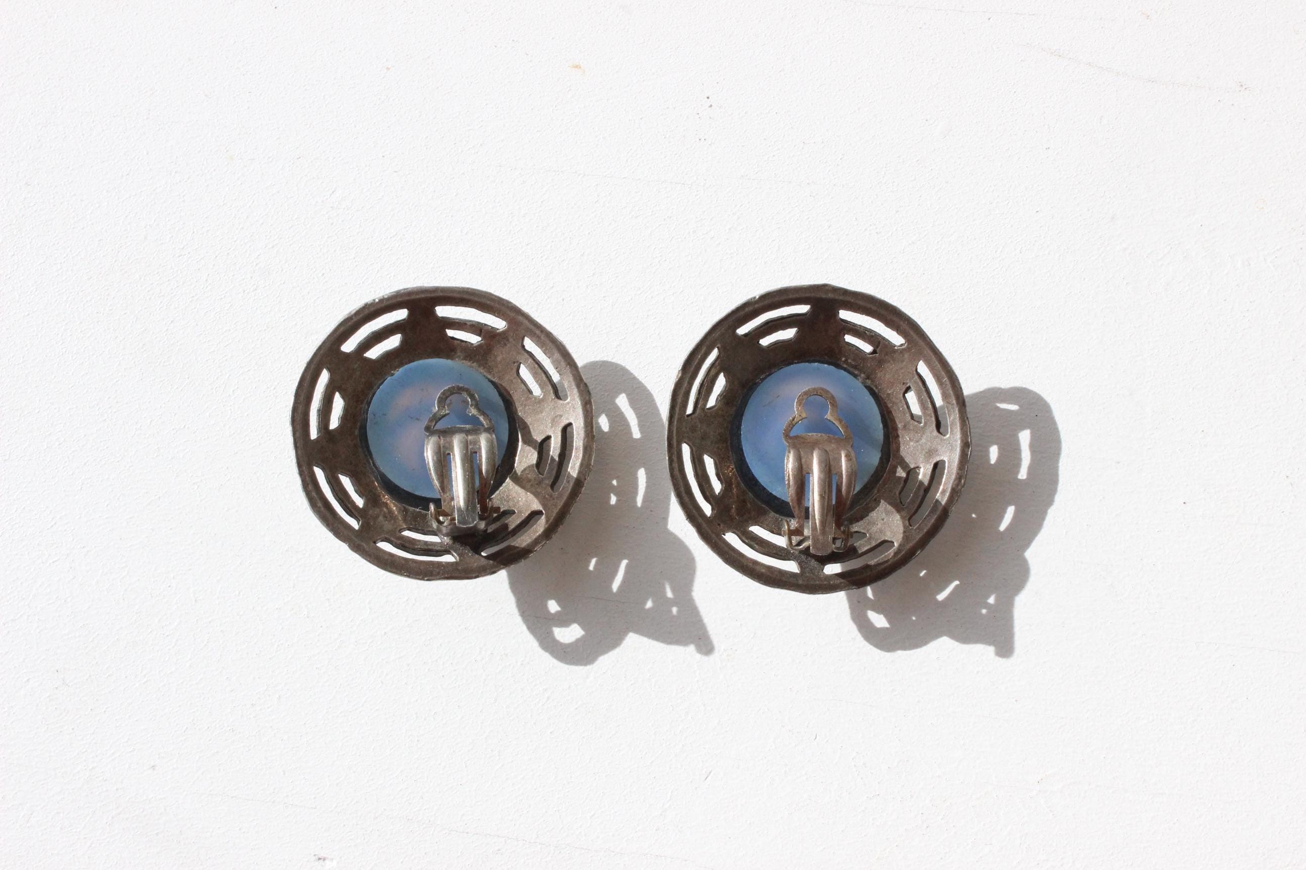 80s Hammered Silver Swirly Sun Clip Ons