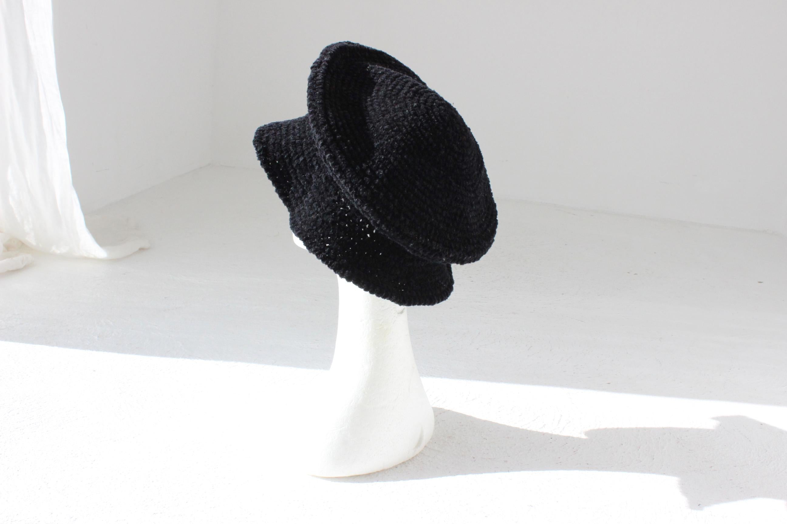 90s Textured Knit Exaggerated Bucket Hat