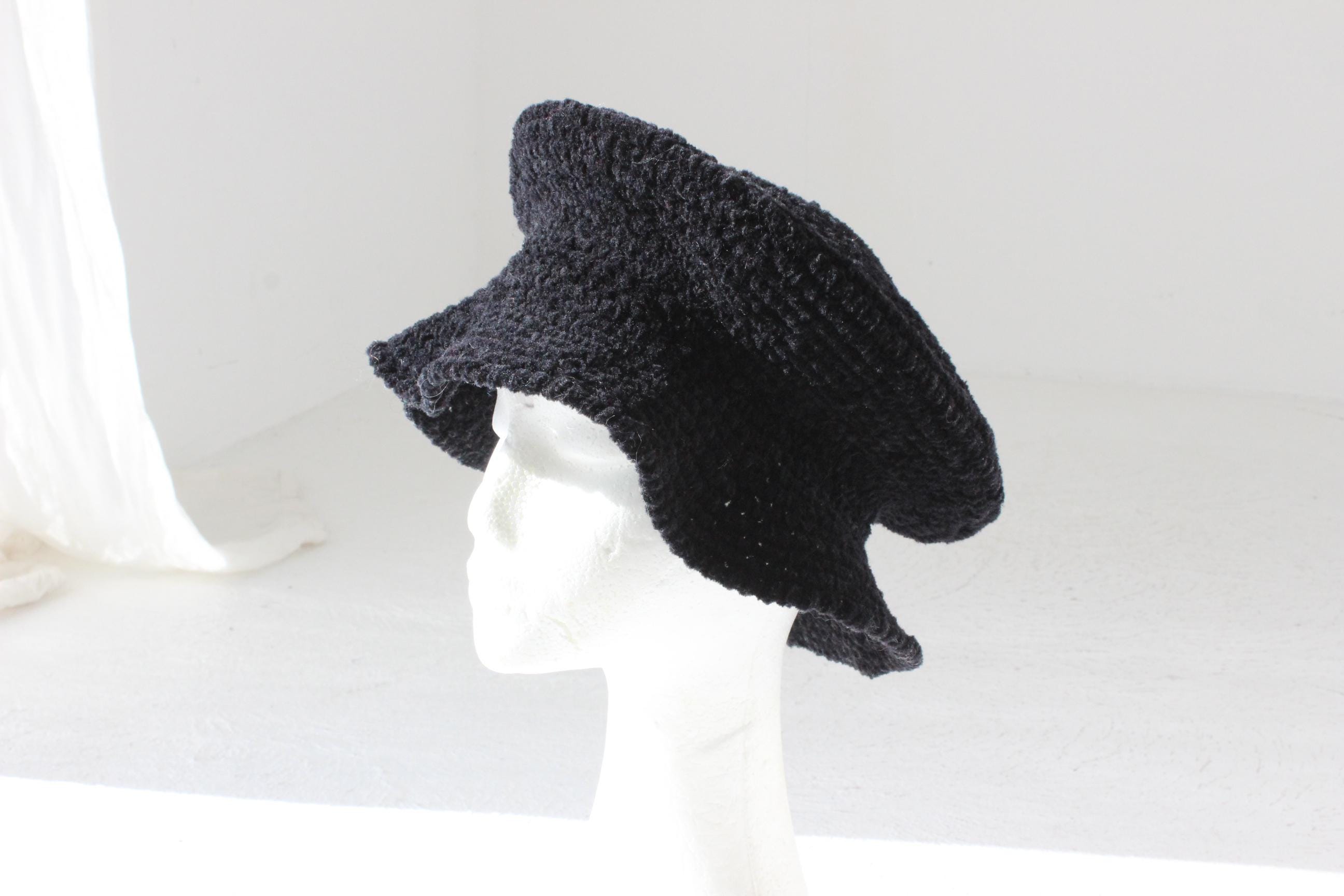 90s Textured Knit Exaggerated Bucket Hat