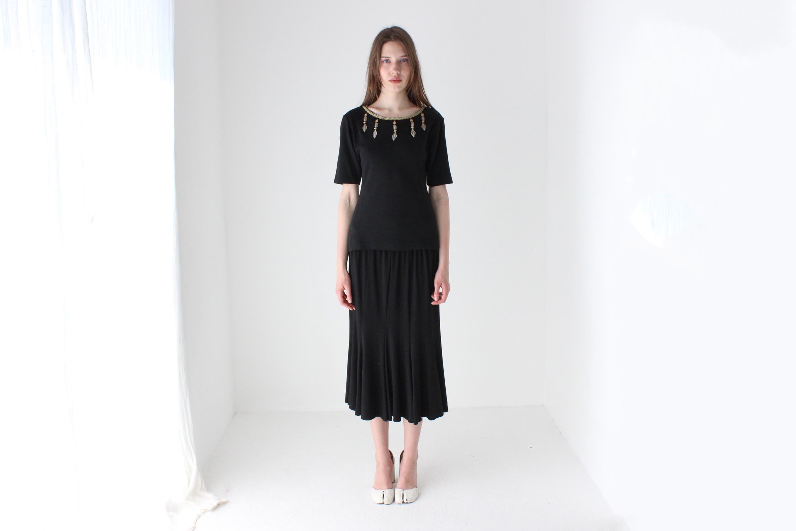 90s Minimal Slinky Midi Skirt