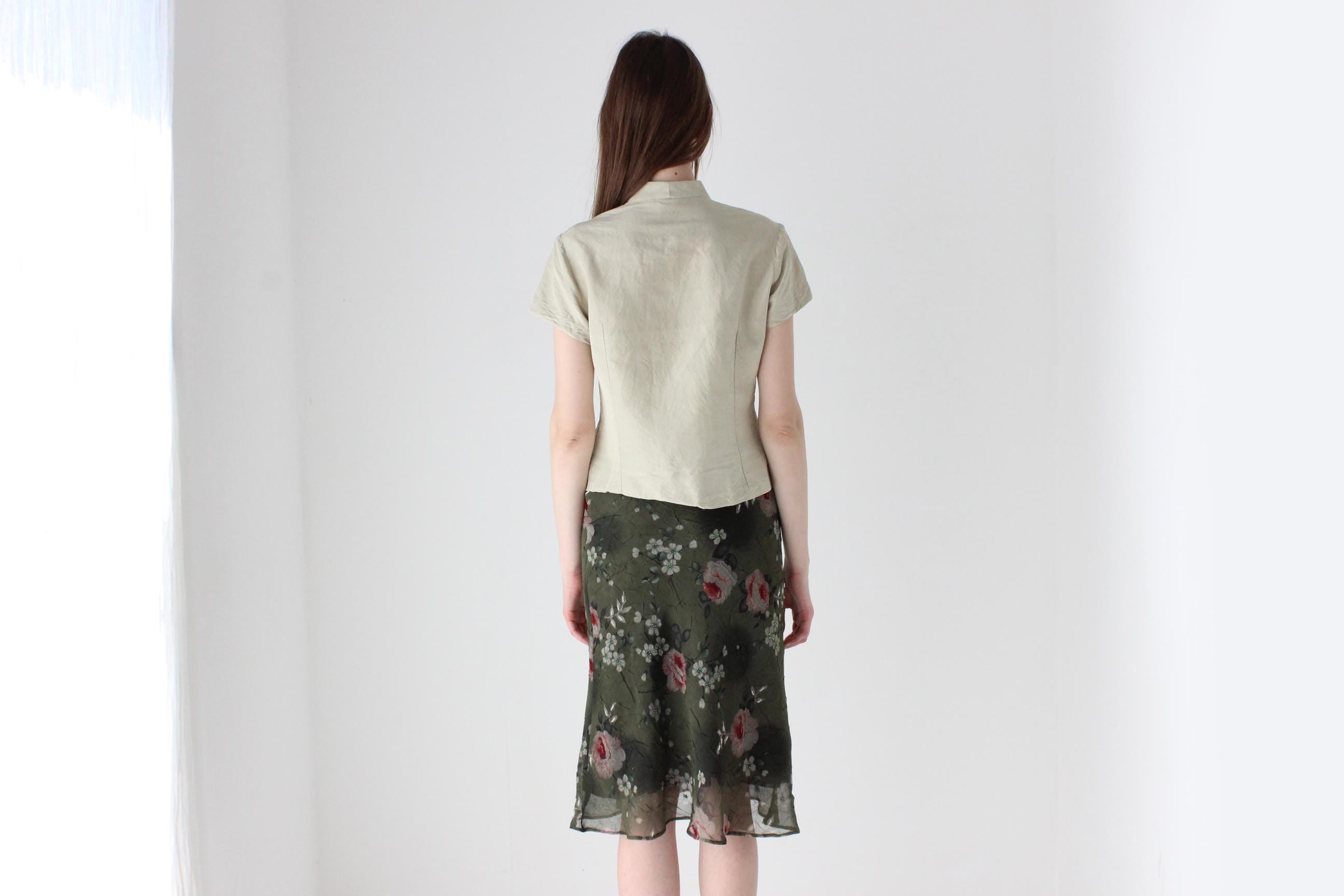 90s Arty Rose Print Knee Length Skirt by 'Miss Cool'