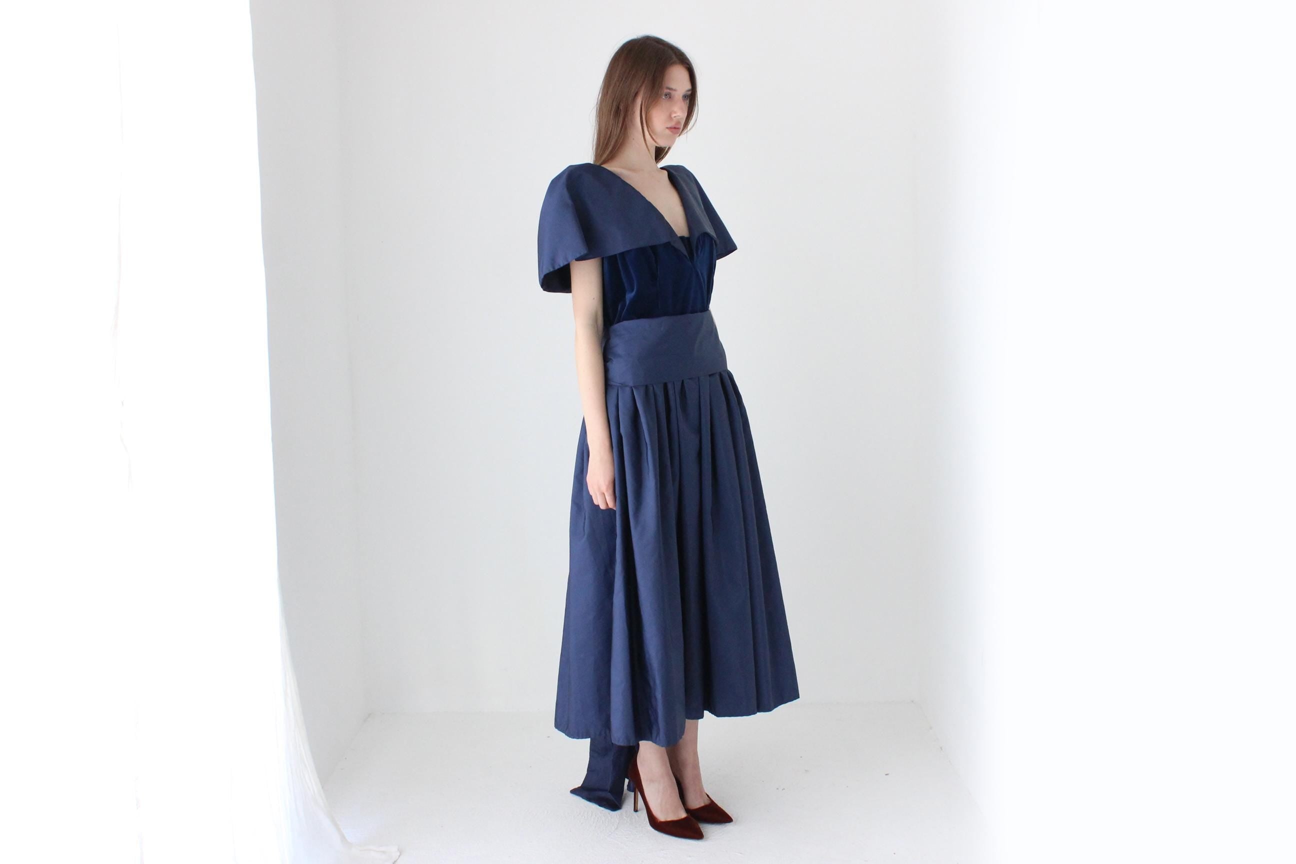 80s Structured Taffeta & Velvet Voluminous Opera Dress