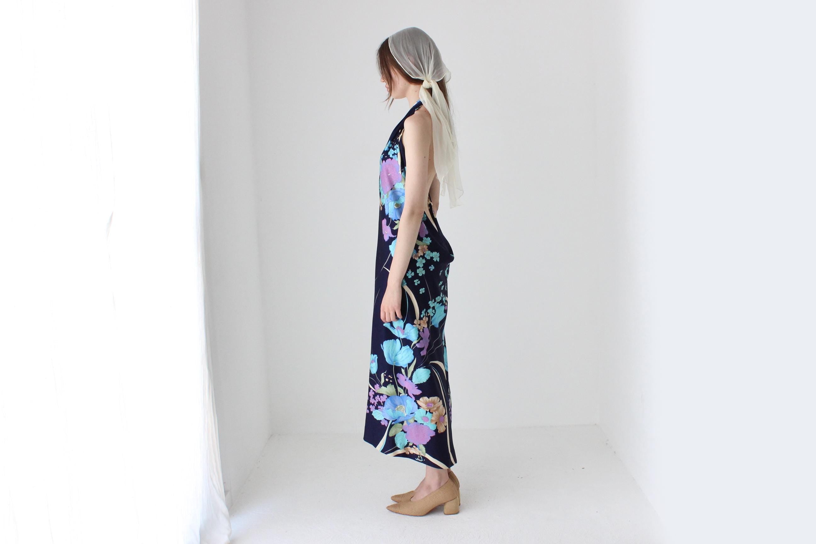 Relaxed 70s Arty Halter Dress