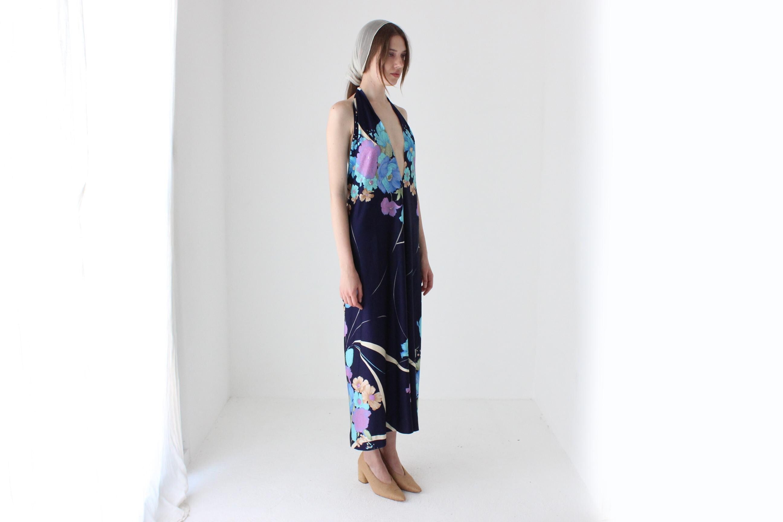 Relaxed 70s Arty Halter Dress
