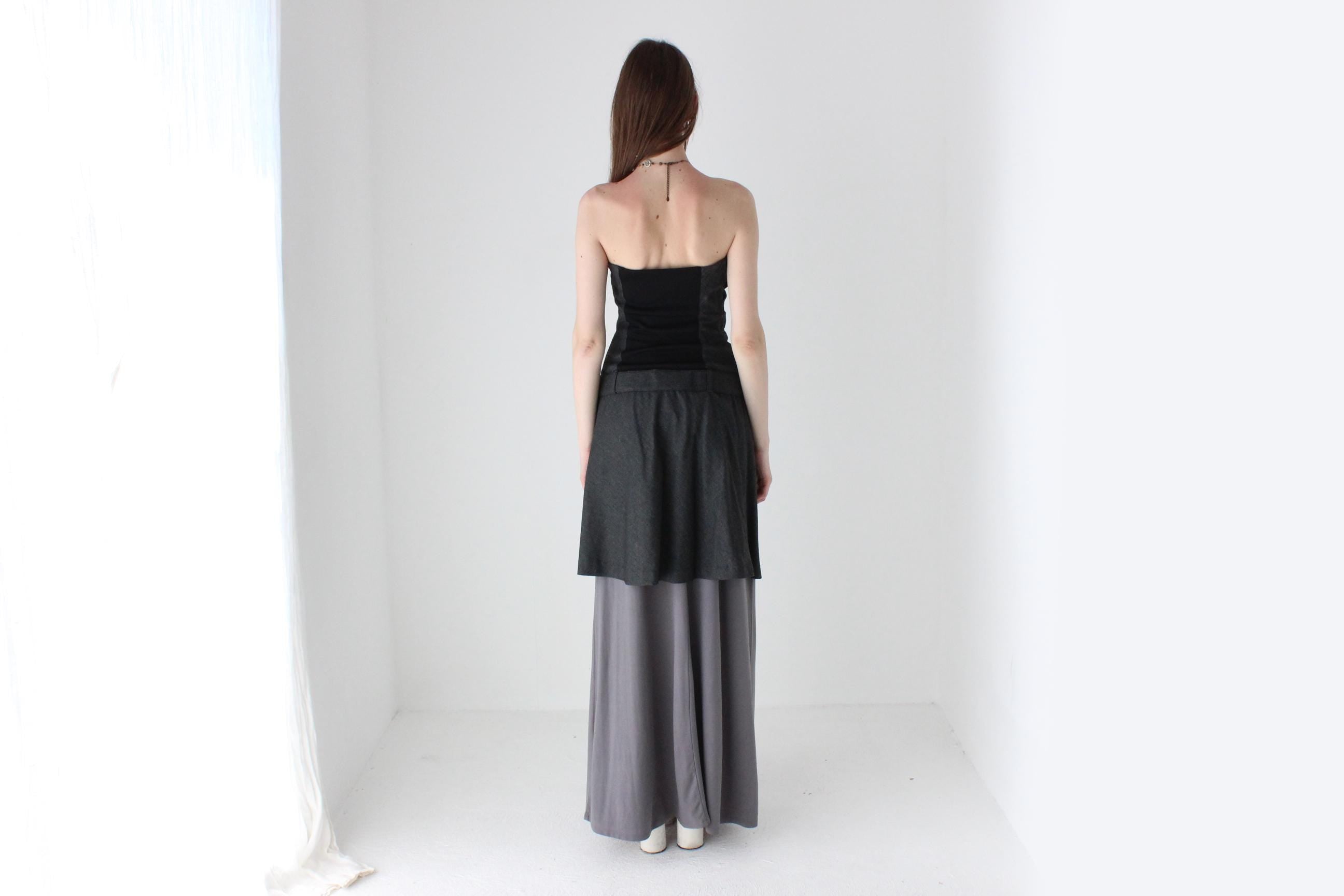 90s European 'Madrilena' Grey Woven Strapless Belted Mini