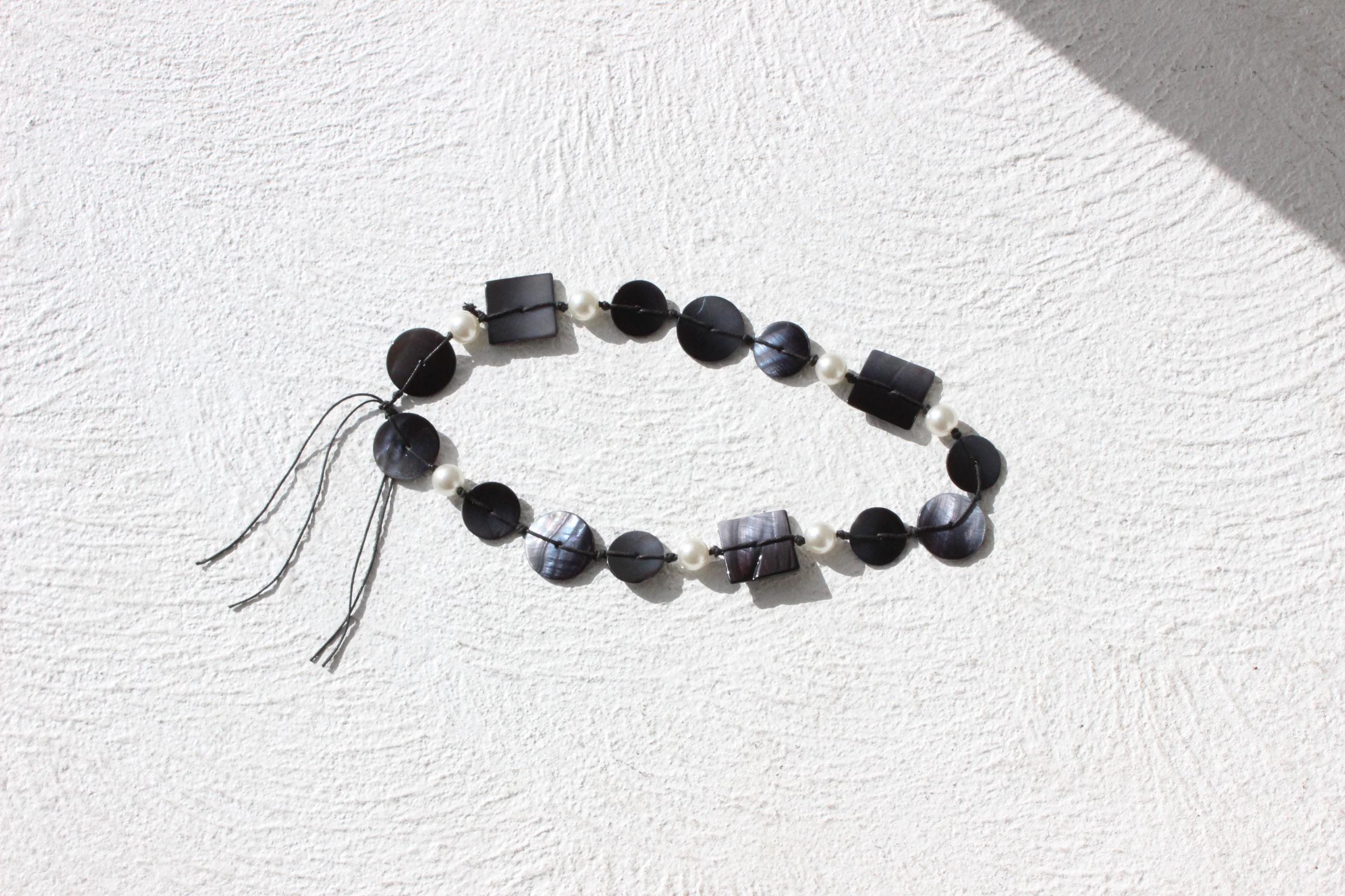 90s Resin Bead & Pearl Abstract Tie Up Belt