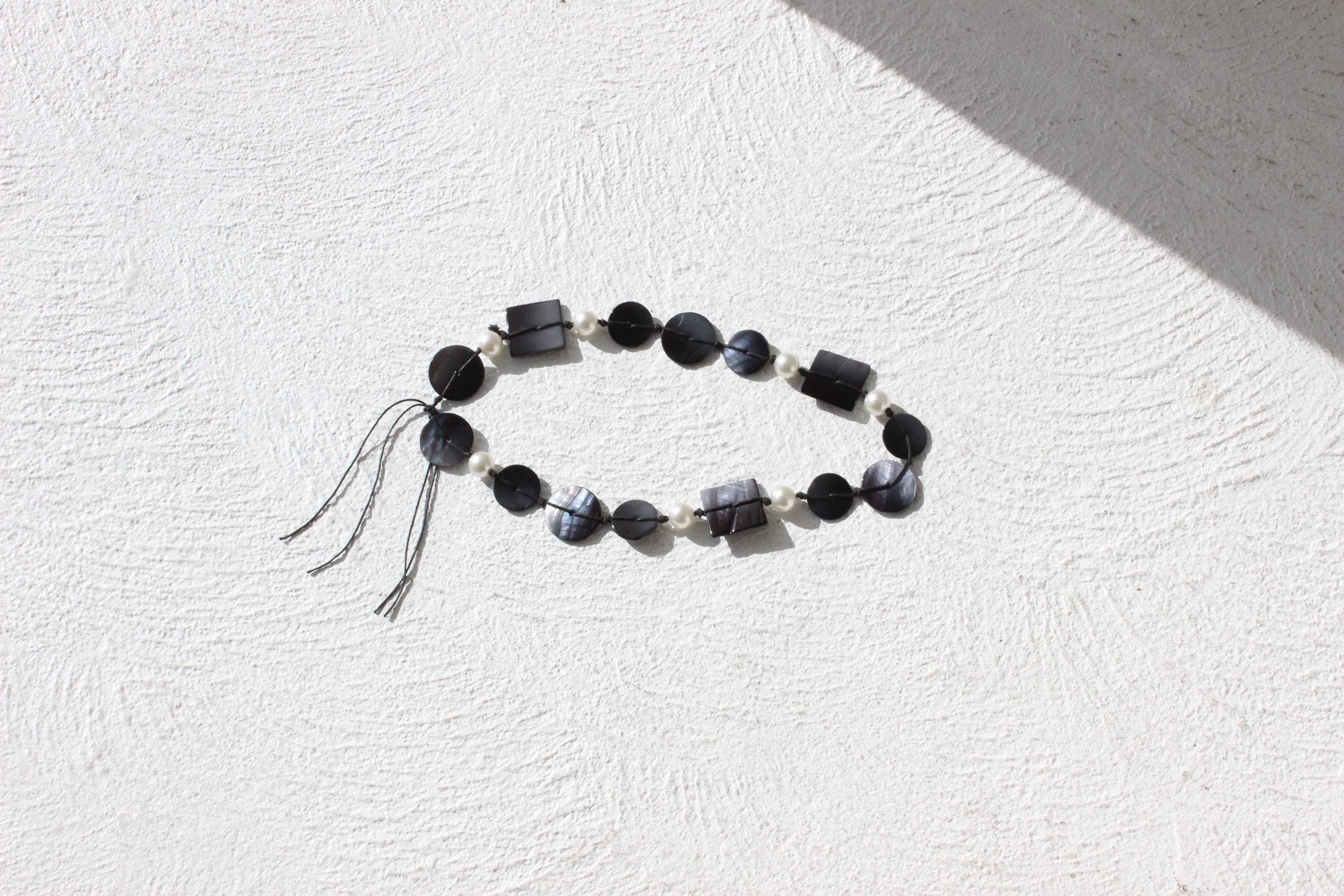 90s Resin Bead & Pearl Abstract Tie Up Belt