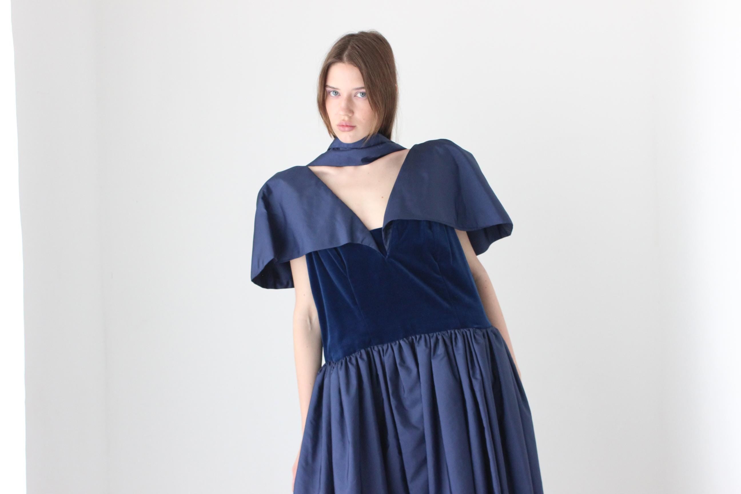 80s Structured Taffeta & Velvet Voluminous Opera Dress