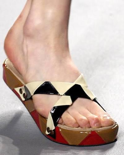 2004 Archival Prada Zig Zag Leather Sandals ~ Euro 39.5