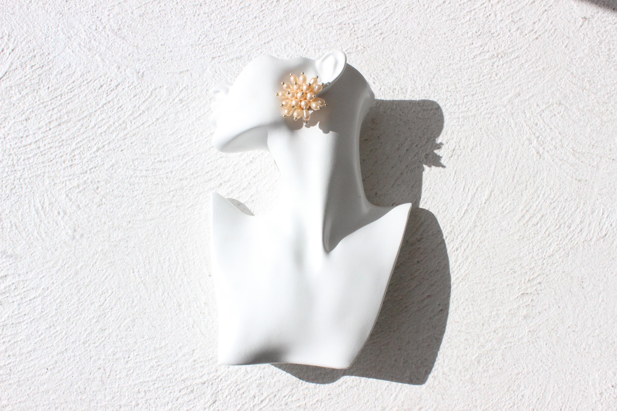 80s Pastel Peach Pearl 'Flower' Clip Ons