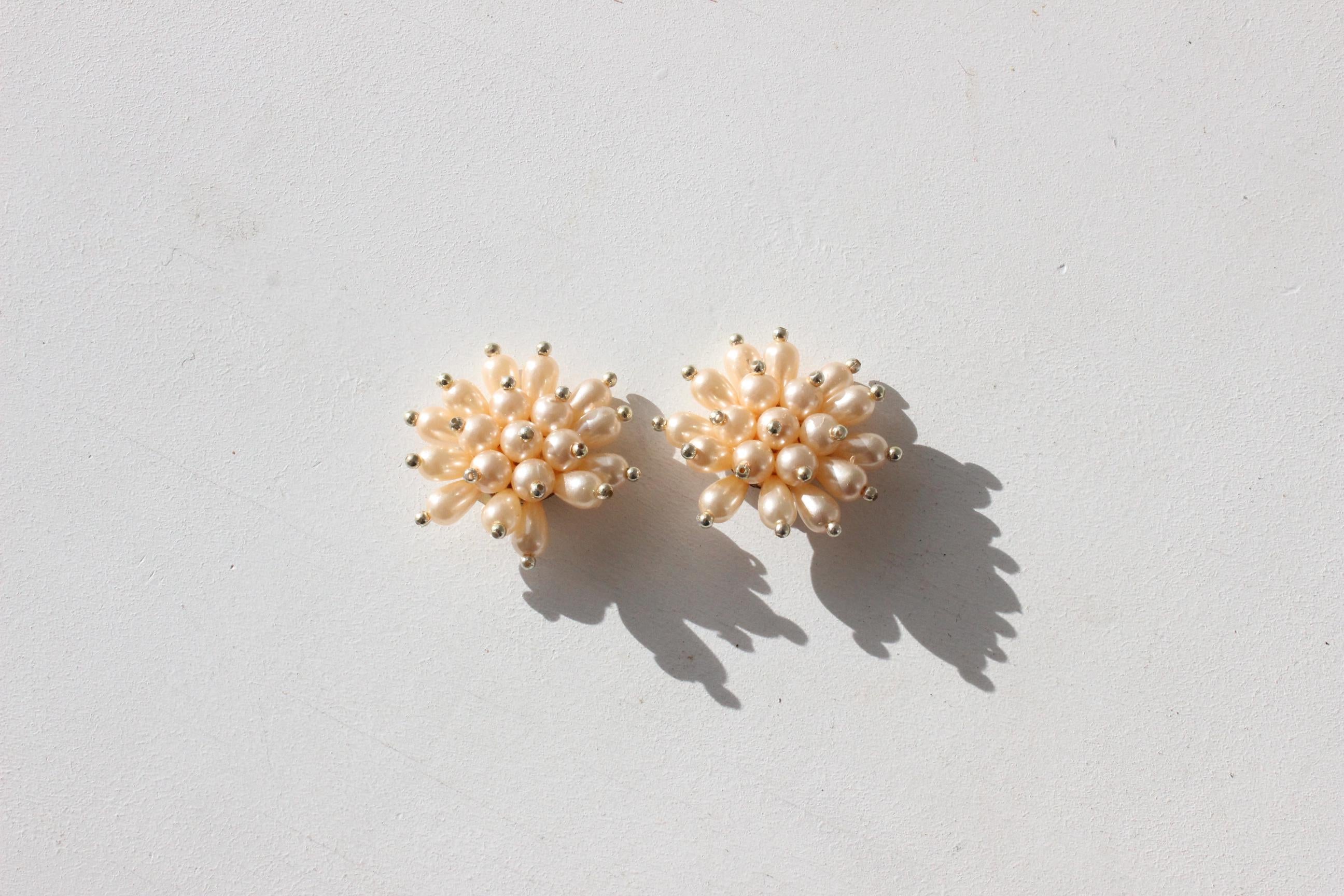 80s Pastel Peach Pearl 'Flower' Clip Ons