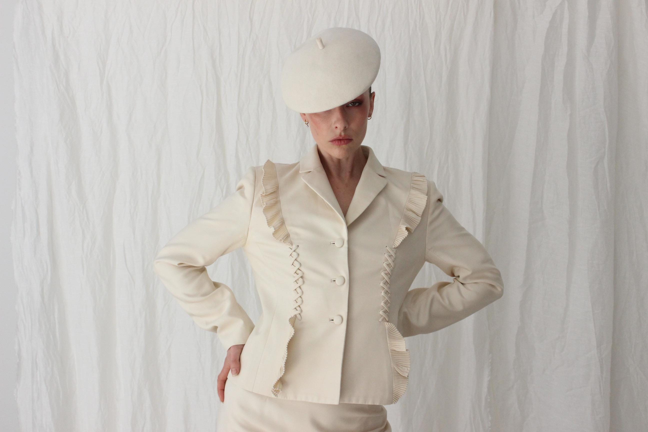 Vintage 60s Wool Felt Bridal Millinery Beret Hat