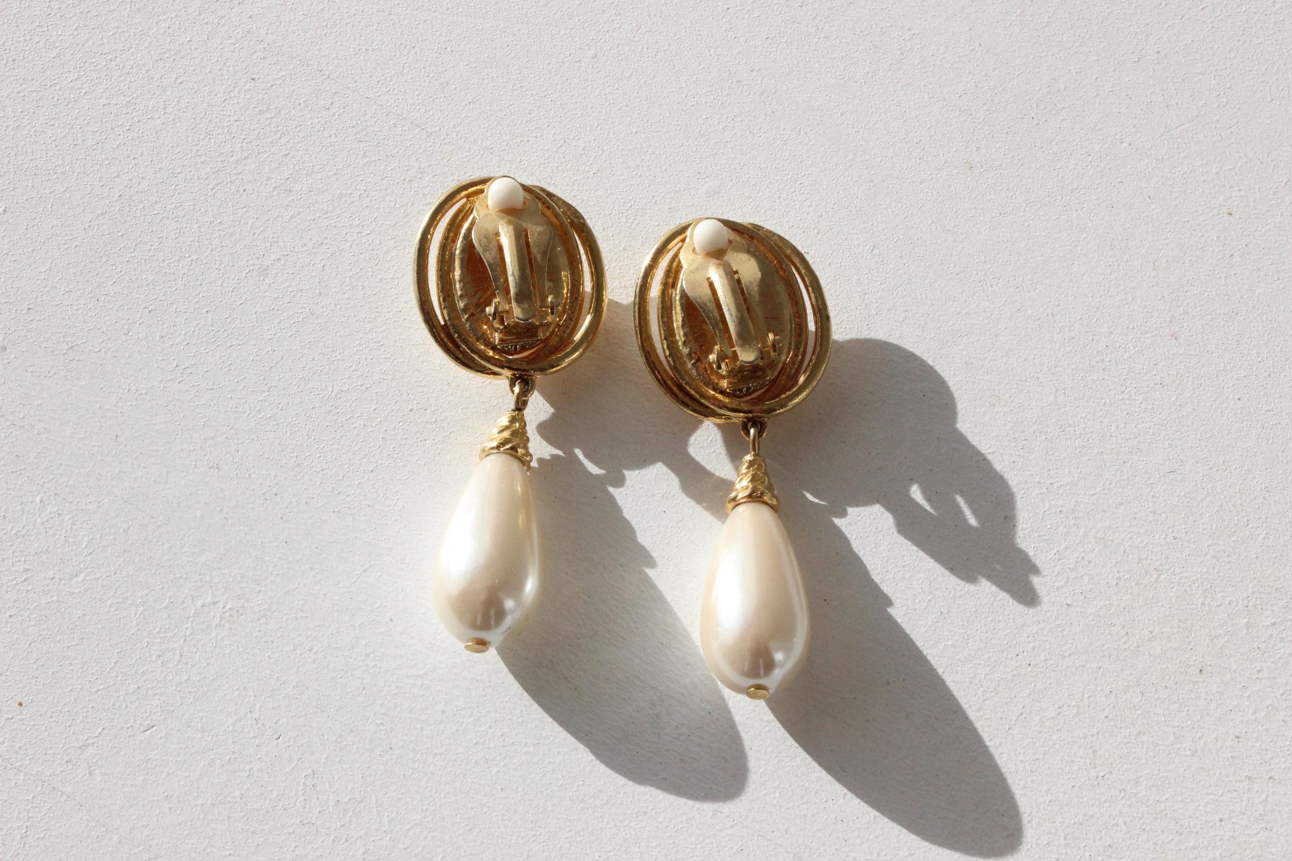 80s Baroque Gold & Champagne Pearl Clip Ons