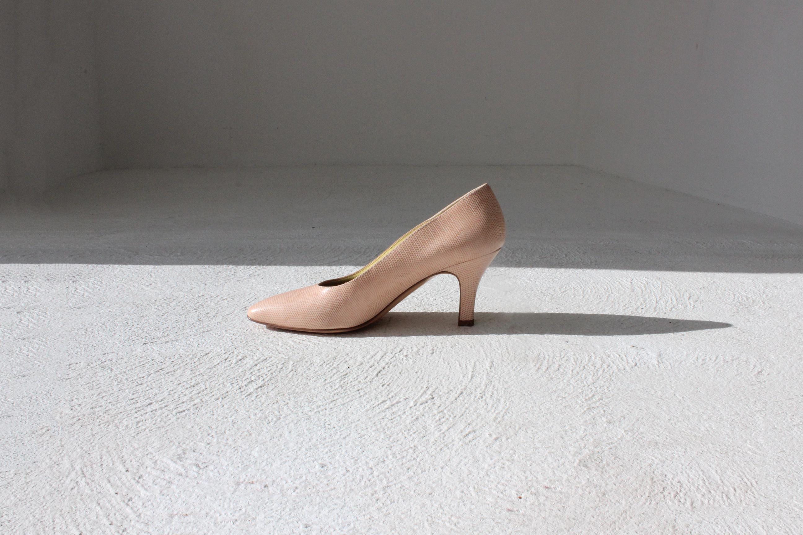 80s Bruno Magli Pink Lizard Leather Pumps ~ Euro 37