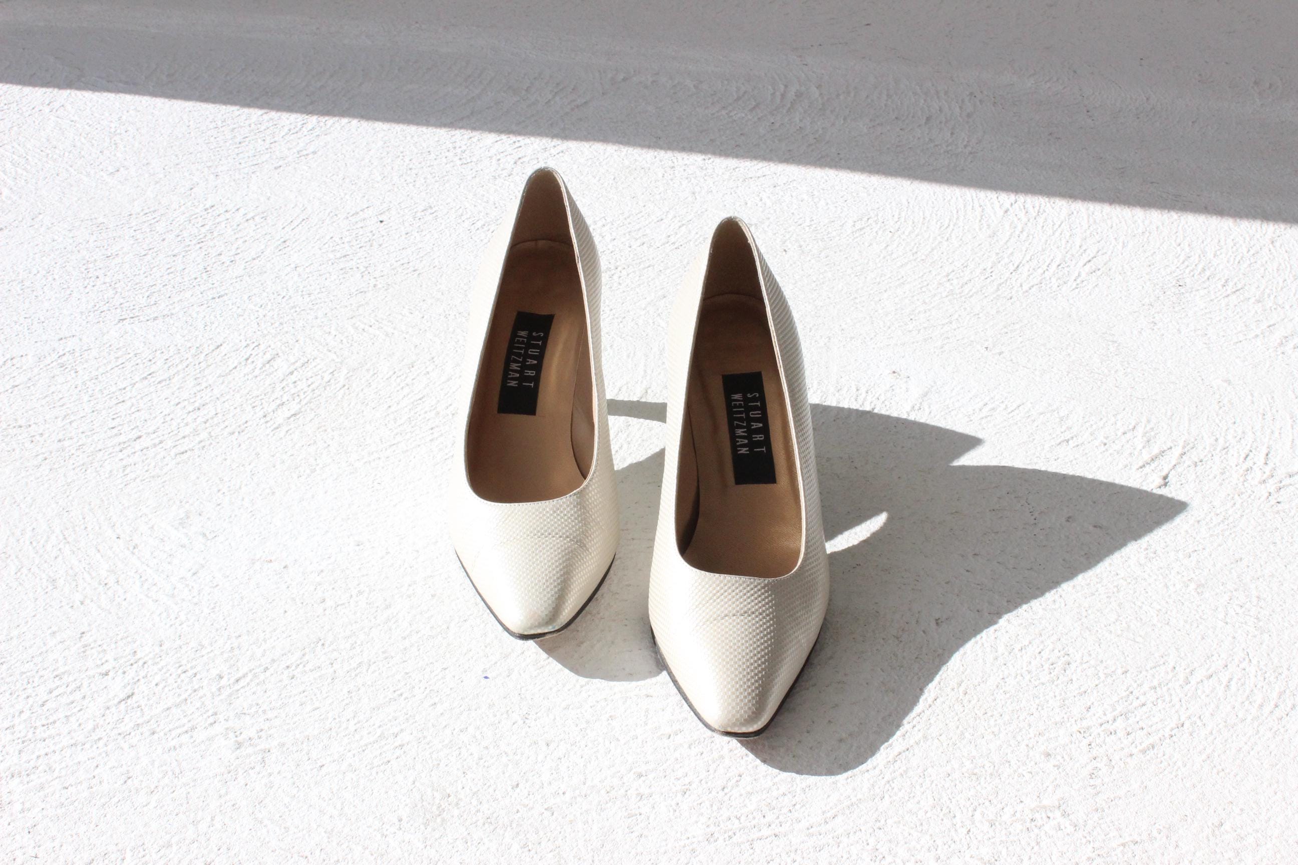 90s Stuart Weitzman Oyster Metallic Leather Pumps - Euro 37.5