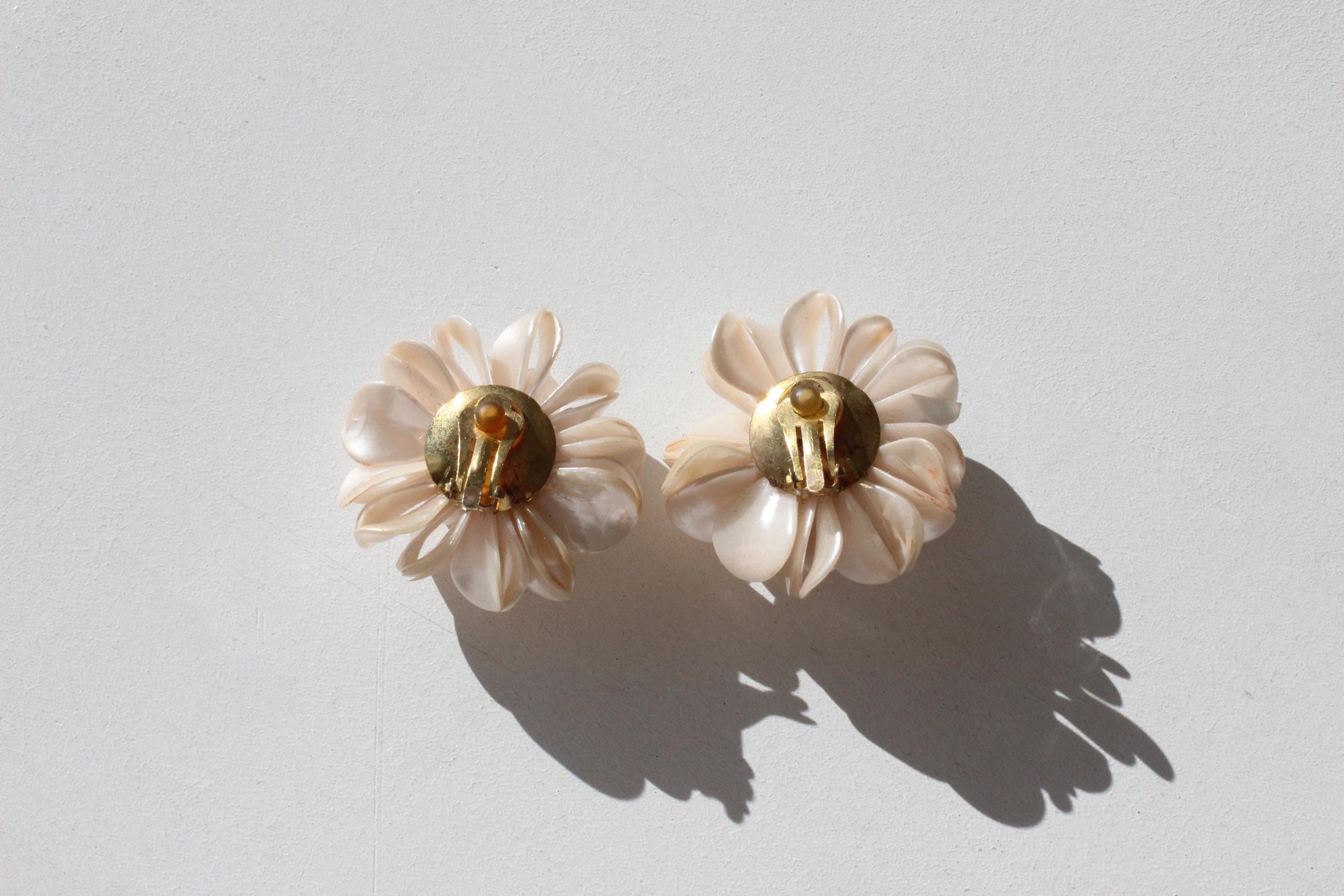 60s Iridescent Pink Shell Cluster Clip Ons