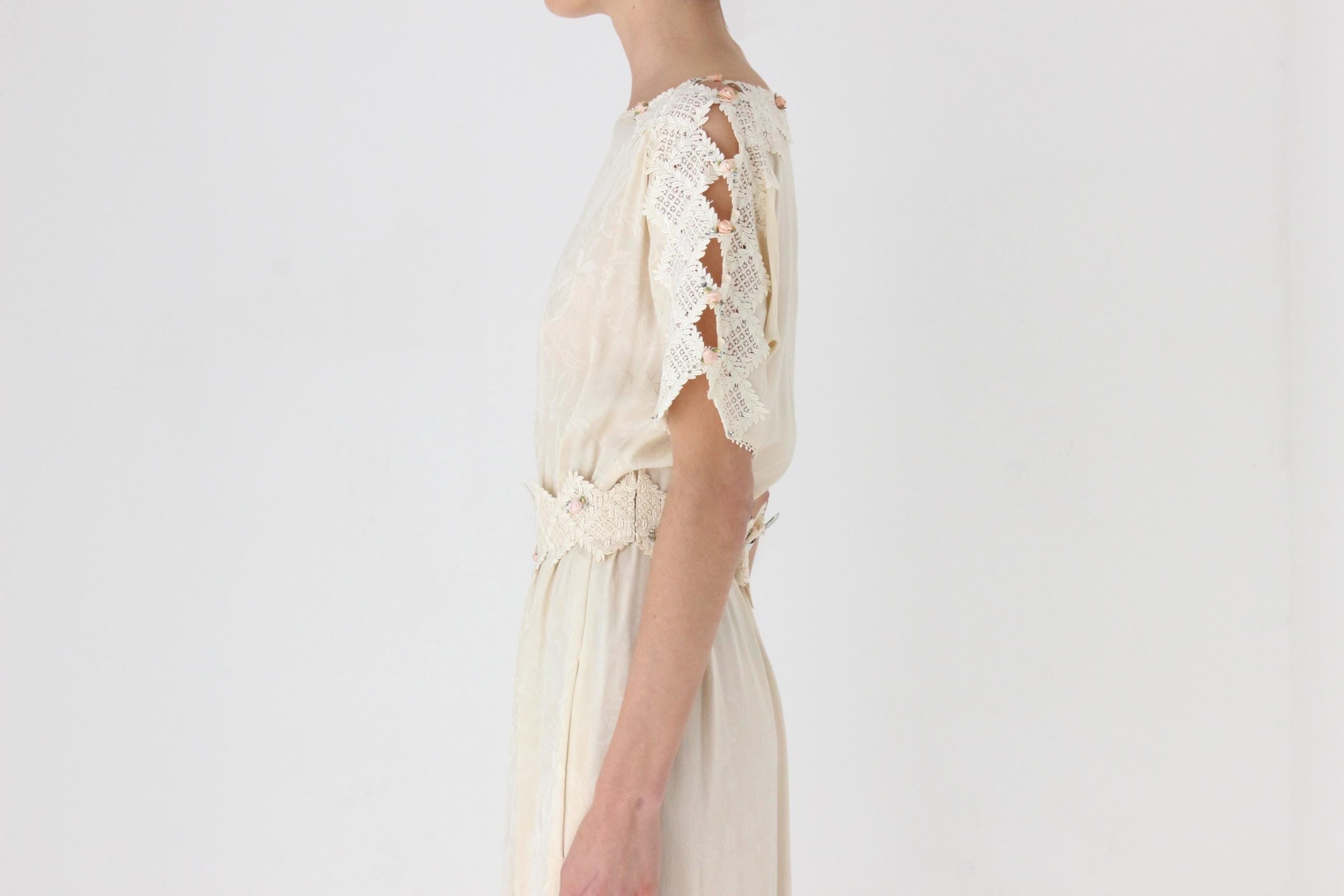80s Carol Peretz Relaxed Silk Dress w/ Cut Out Lace