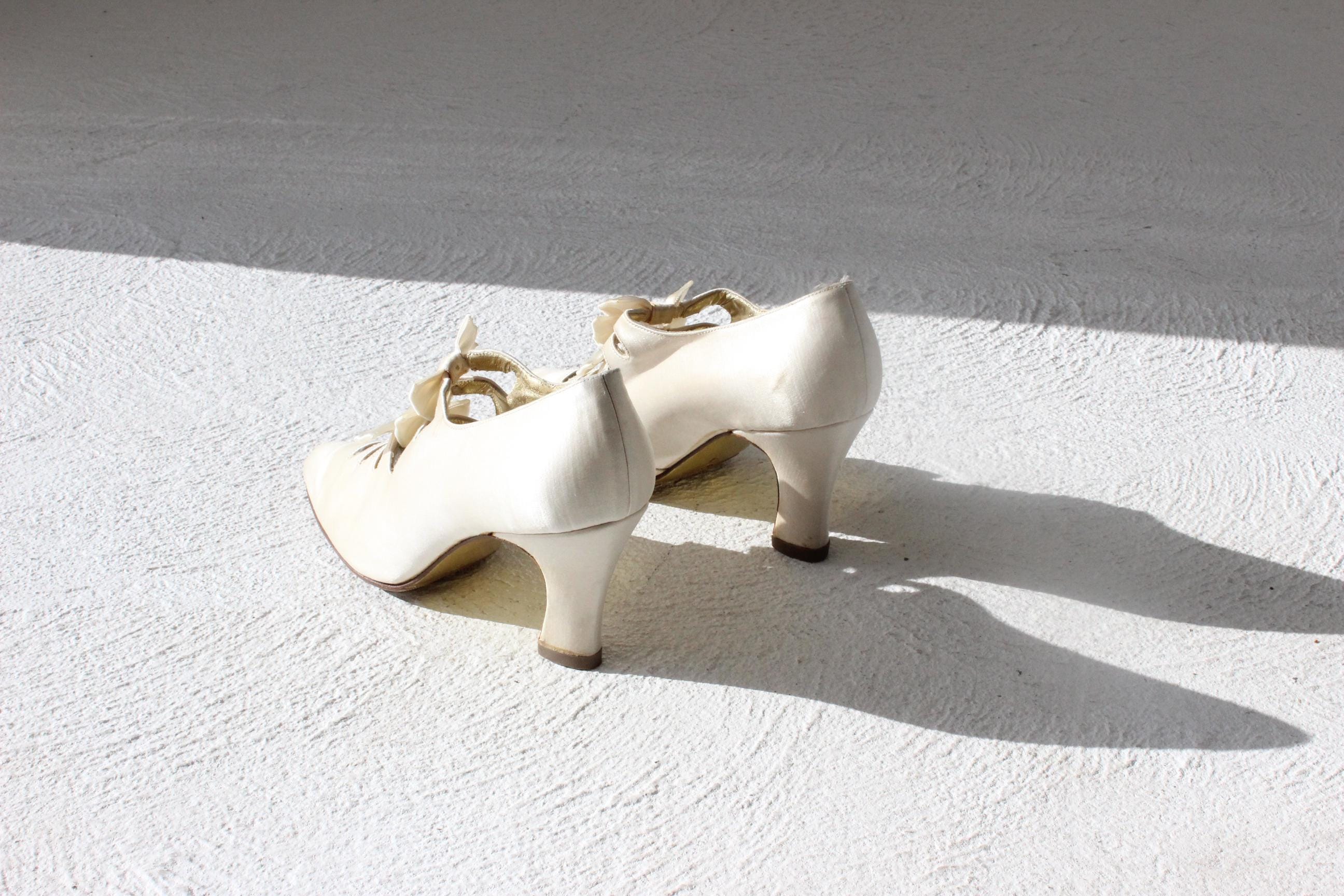 60s Philippe Model Paris Edwardian Silk Courtier Bridal Heels ~ Euro 36