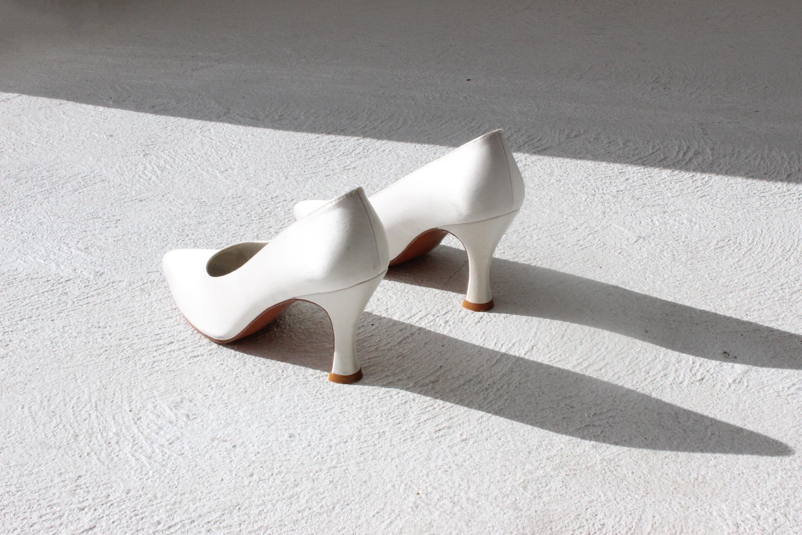 1990s Stuart Weitzman White Satin Bridal Pumps - Euro 38.5
