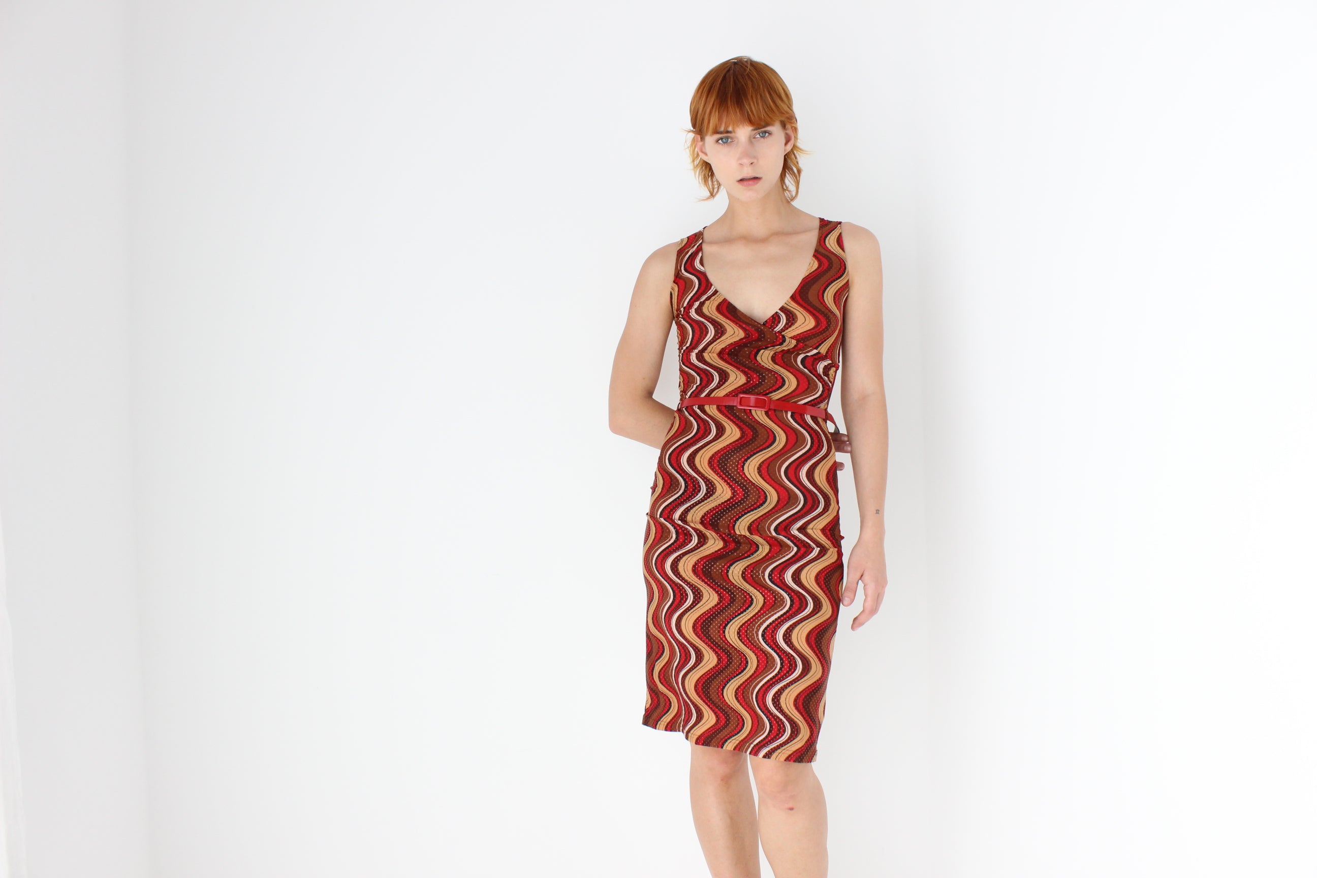 Iconic Y2K Curvy Squiggle Plunge Dress w/ Matching Belt