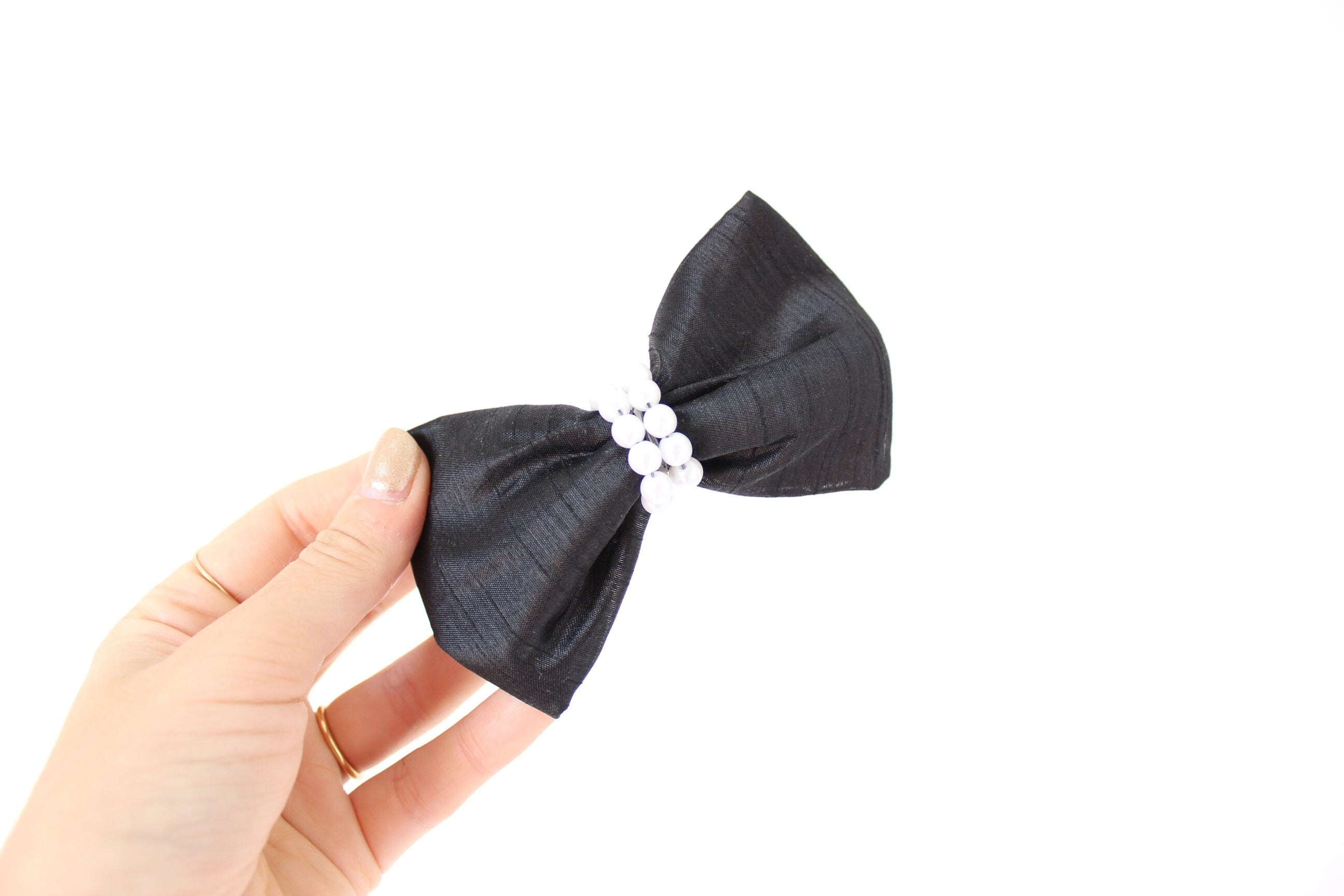 BALLETCORE 80s Pearl Bow Barette