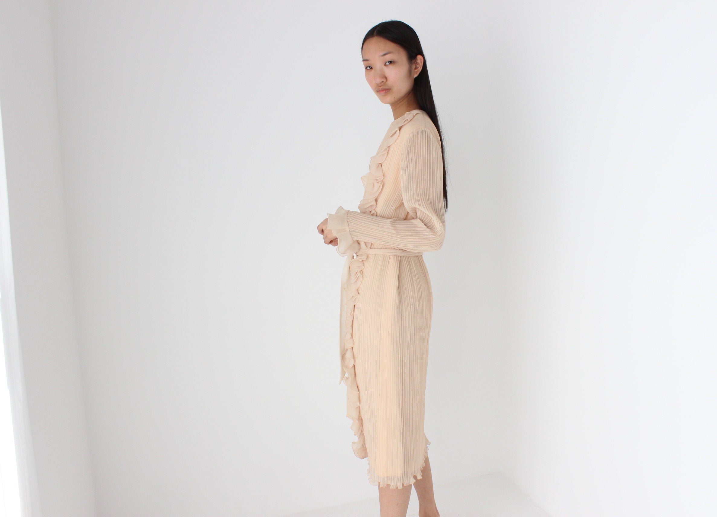 Divine 80s Buttermilk Plisse Origami Ruffle Dress
