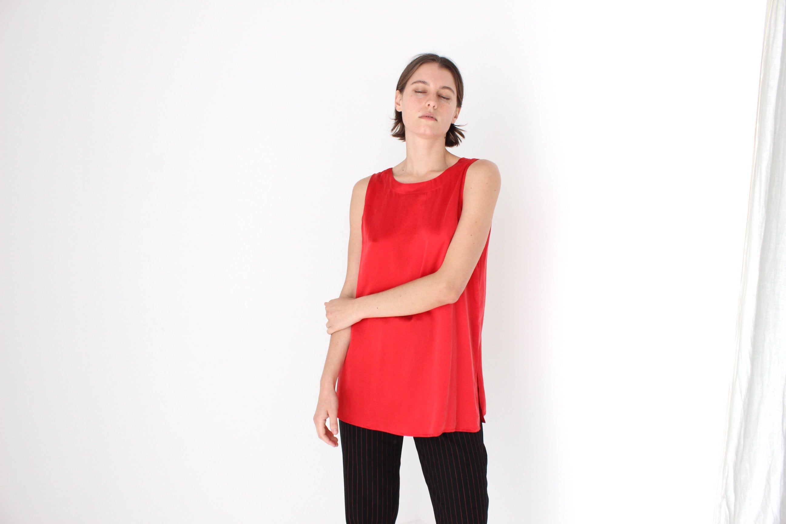 90s Pure Silk Sleeveless Tank Top in Red