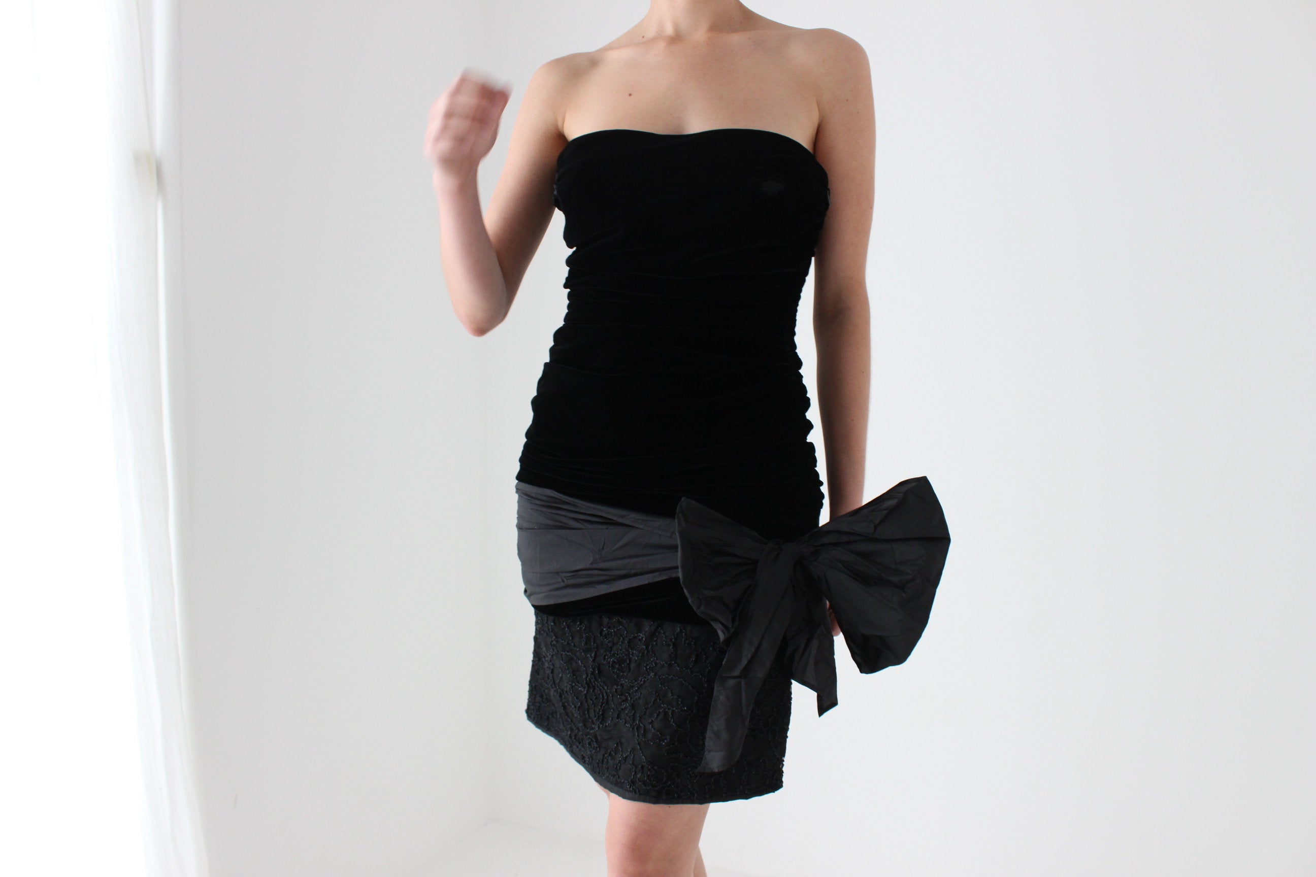 80s Italian Vintage Ruched Velvet Mini w/ Taffeta Puff Bow