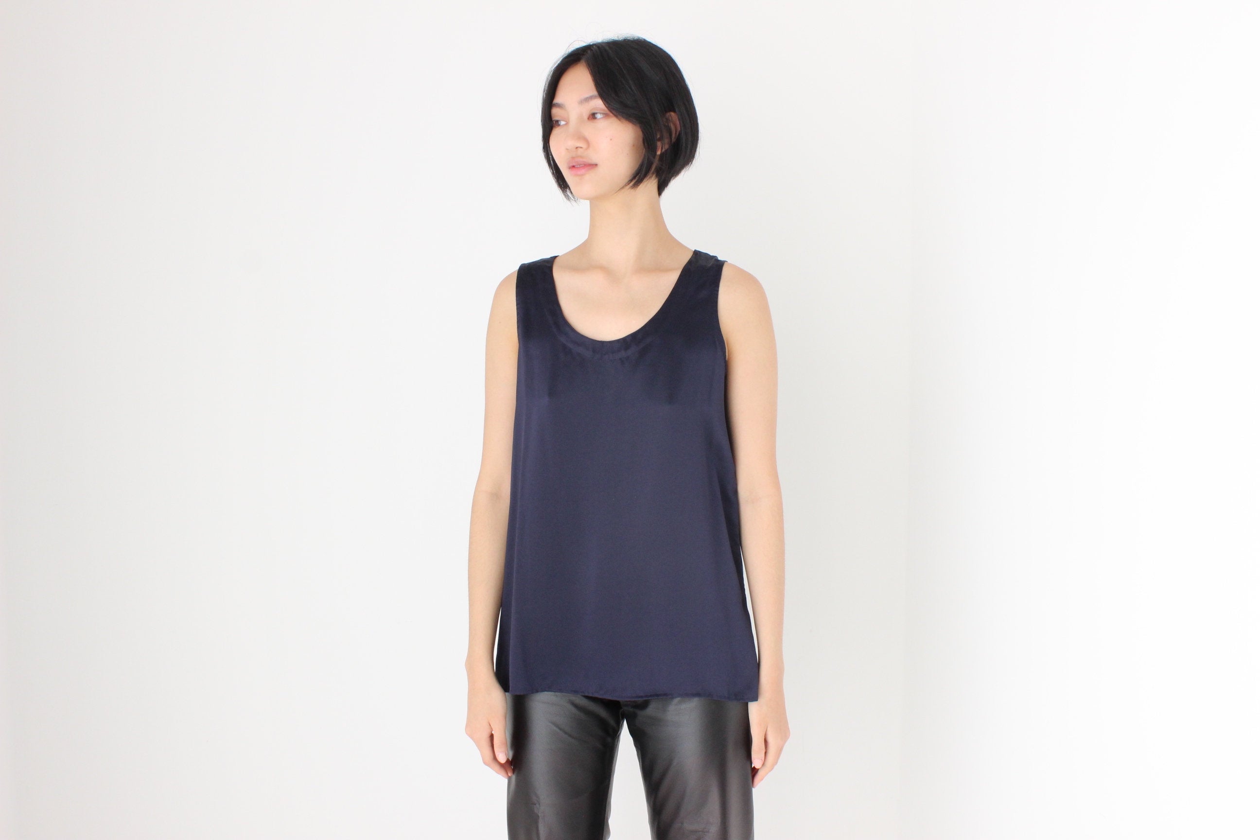 90s Pure Silk Sleeveless Tank Top in Midnight Blue