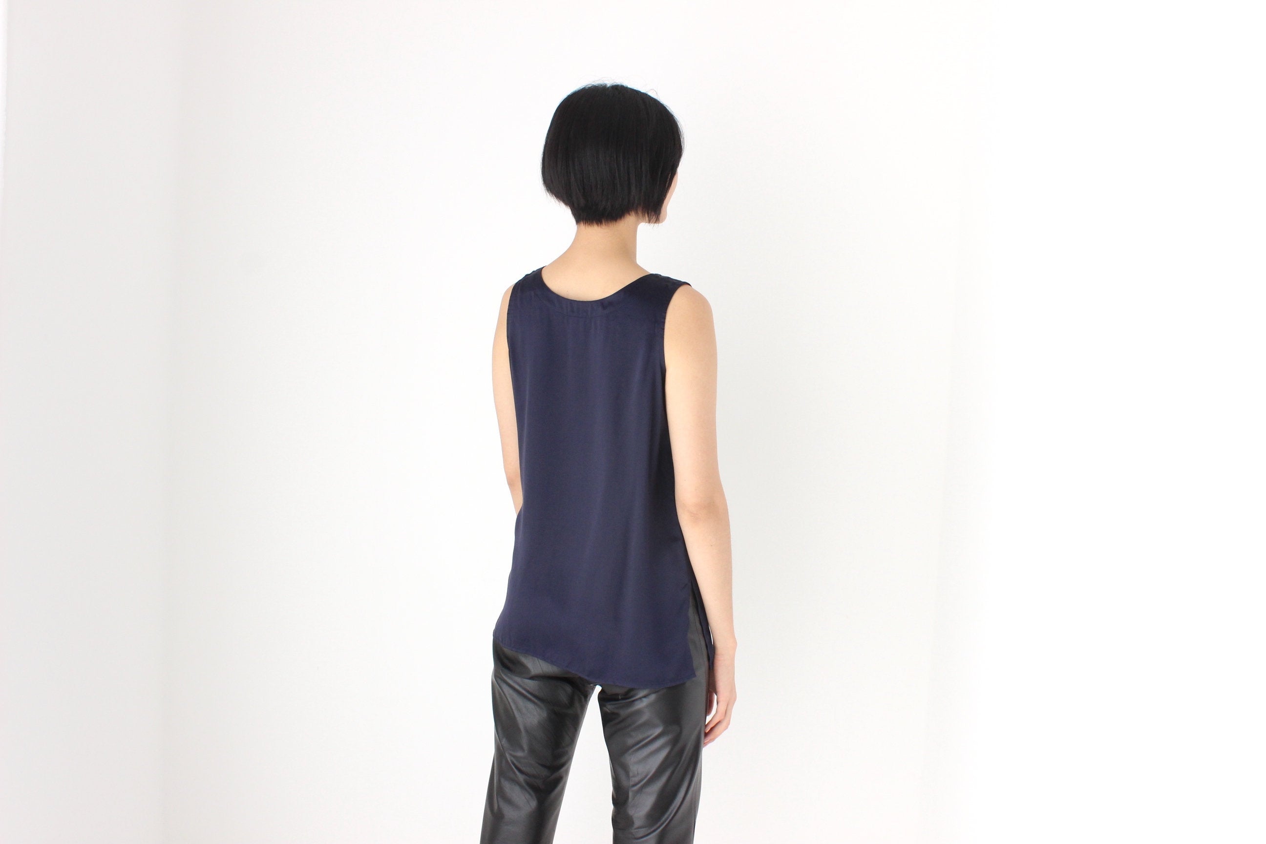 90s Pure Silk Sleeveless Tank Top in Midnight Blue