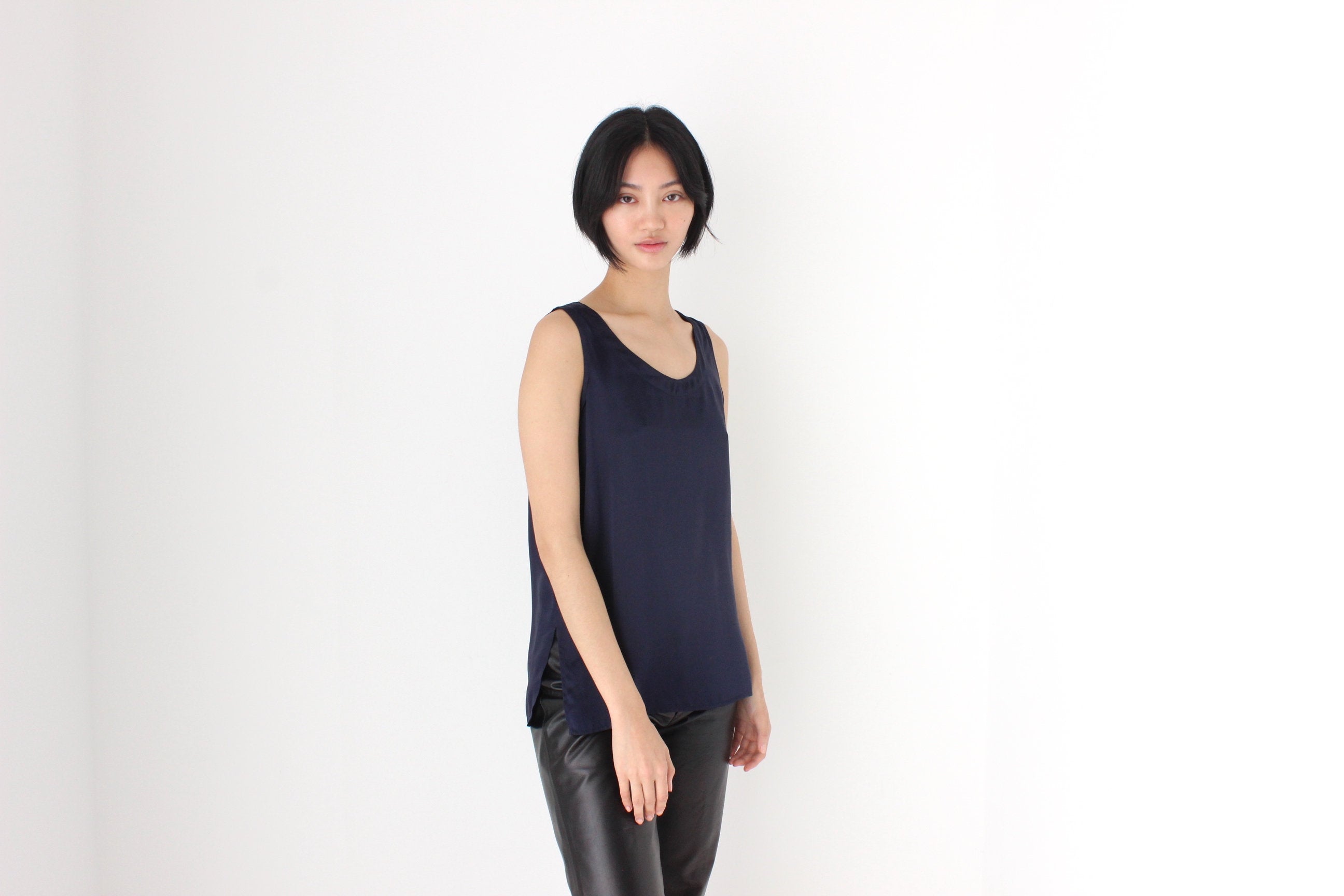 90s Pure Silk Sleeveless Tank Top in Midnight Blue
