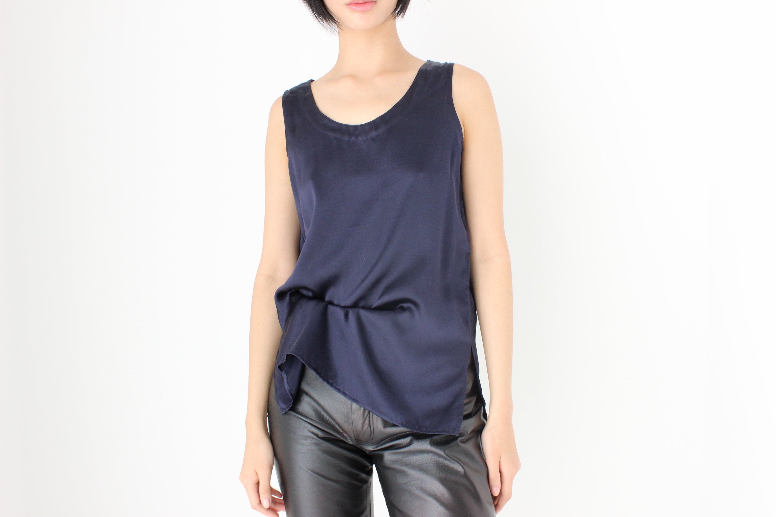 90s Pure Silk Sleeveless Tank Top in Midnight Blue
