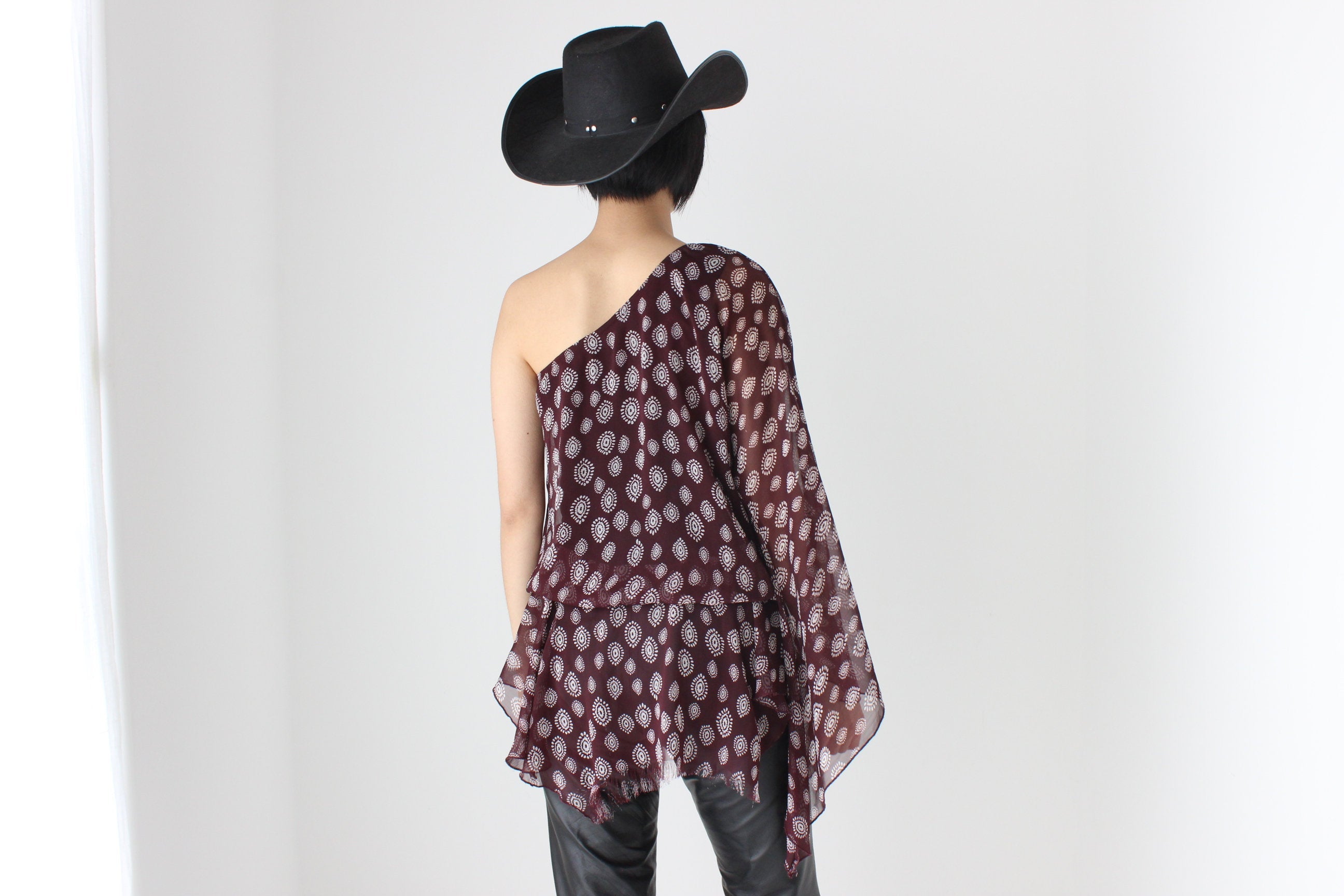 Y2K Asymmetric One Sleeve Top