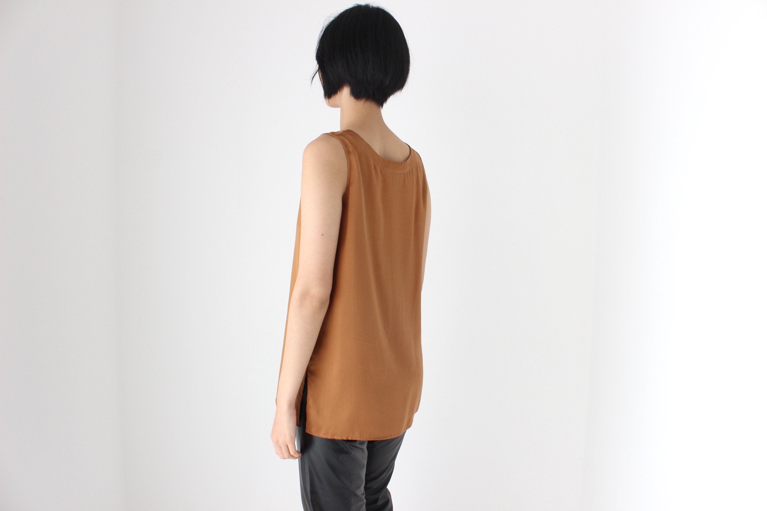 90s Pure Silk Sleeveless Tank Top in Caramel
