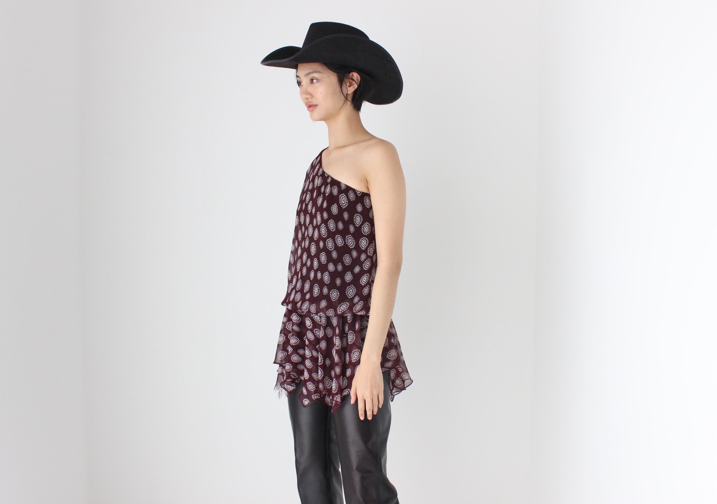 Y2K Asymmetric One Sleeve Top