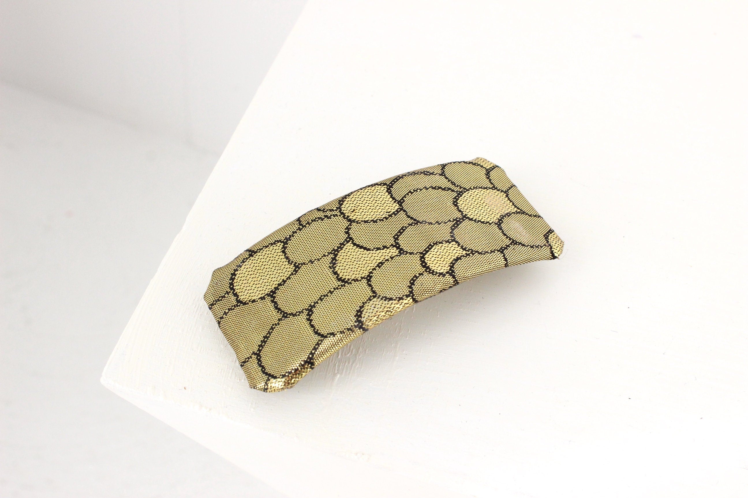 80s Lamé Scalloped Fish Scale Barette