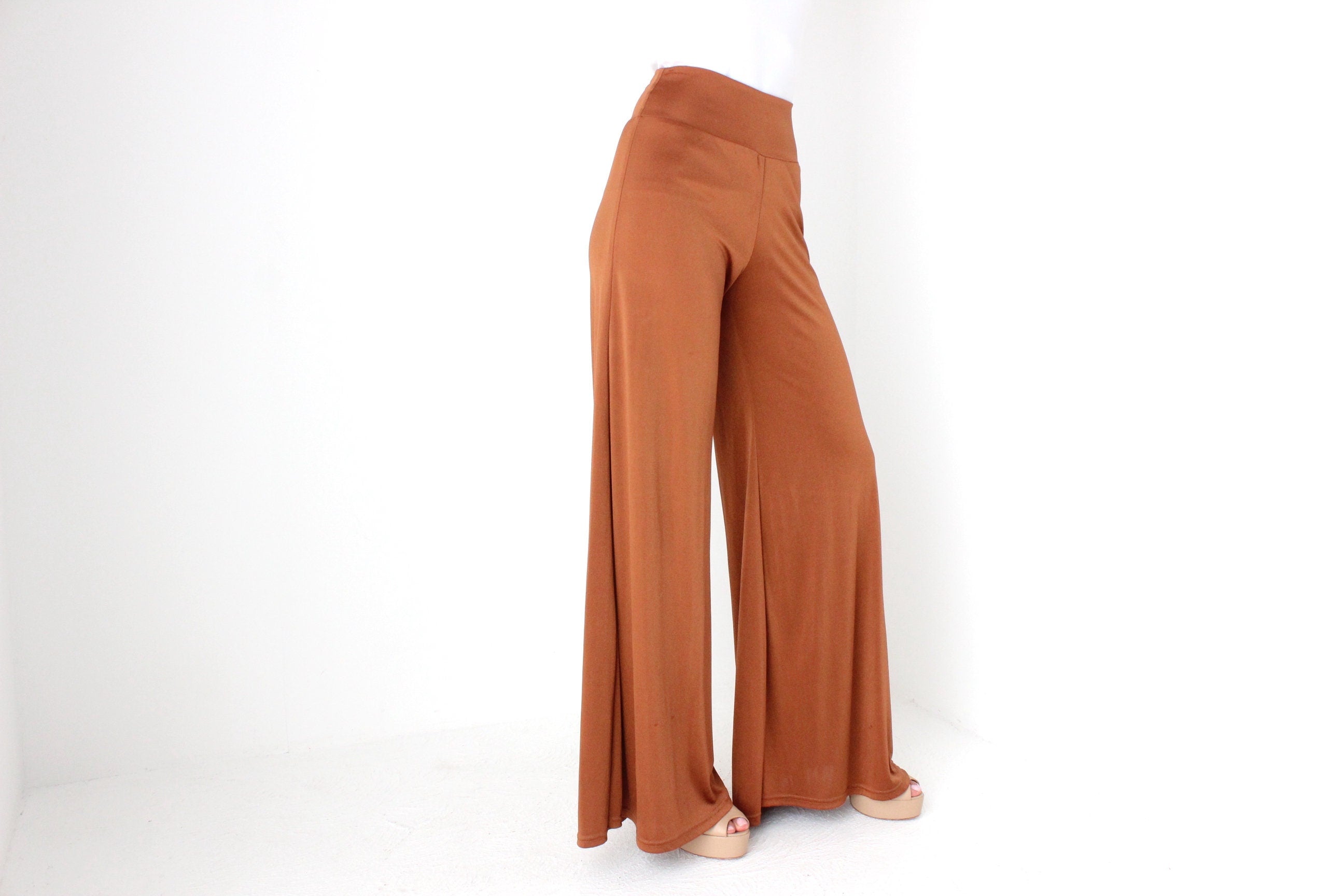 00s does 70s Slinky Wide Leg Bell Bottoms