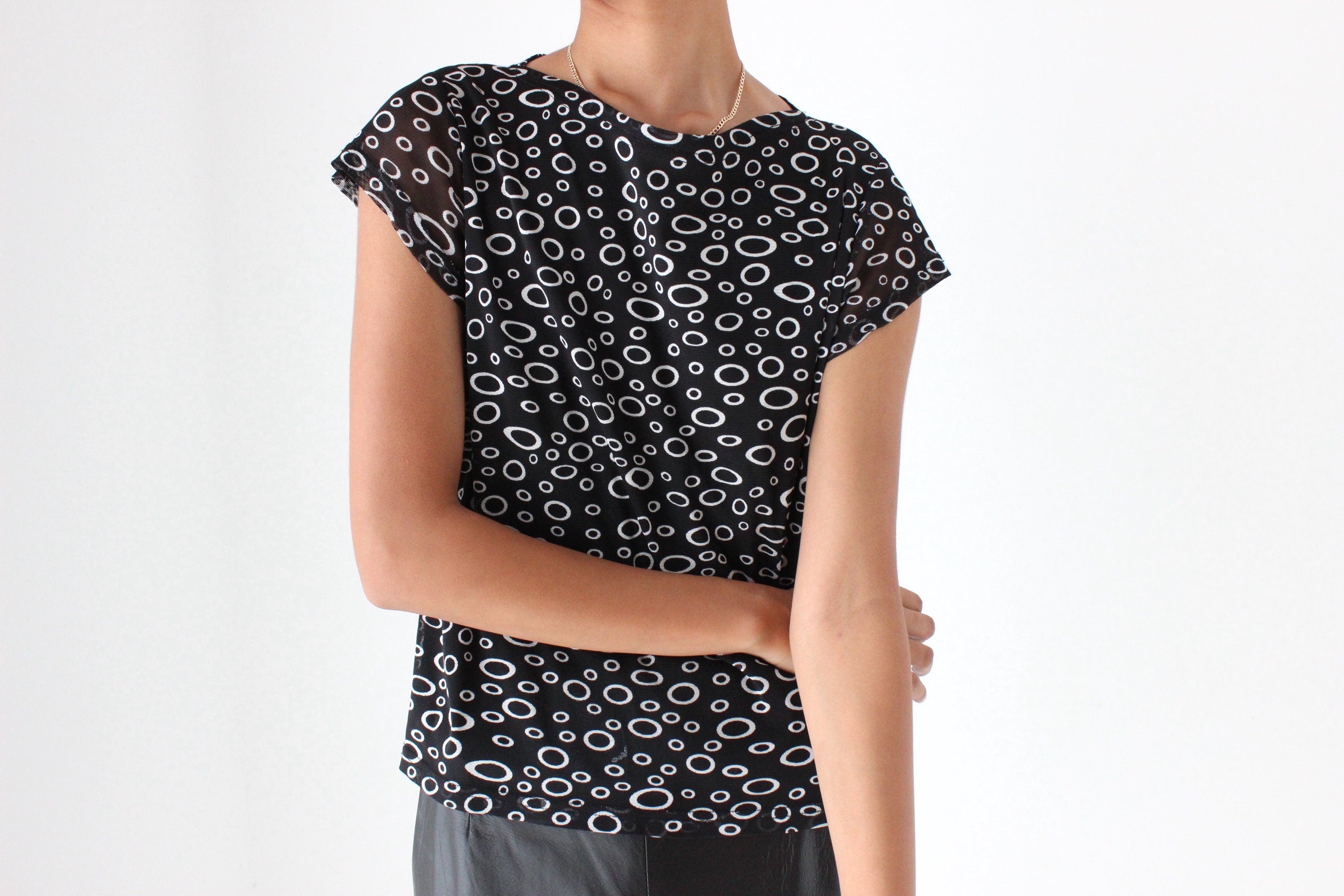 Y2K Abstract Mesh Circle Print Tee