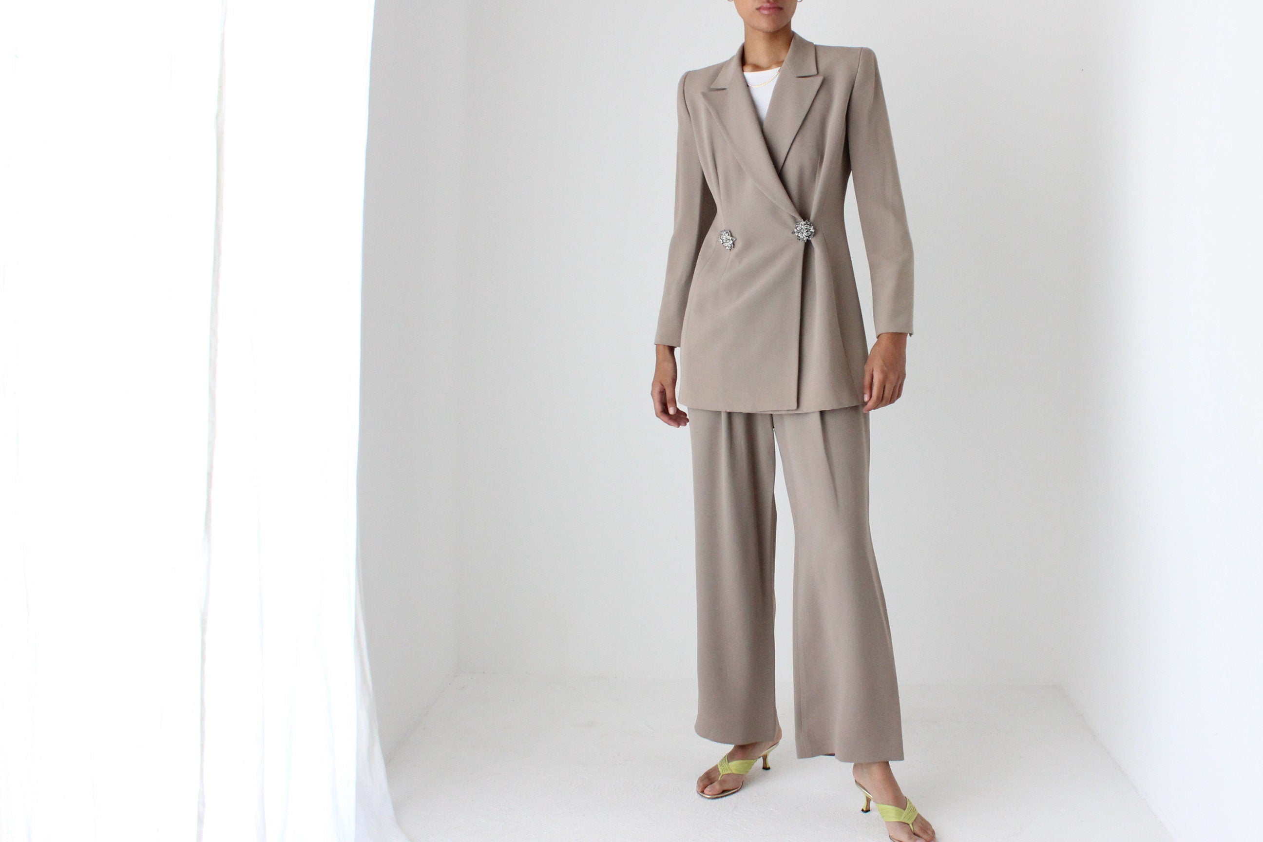 STUNNING 90s Badgley Mischka Taupe Two Piece Suit
